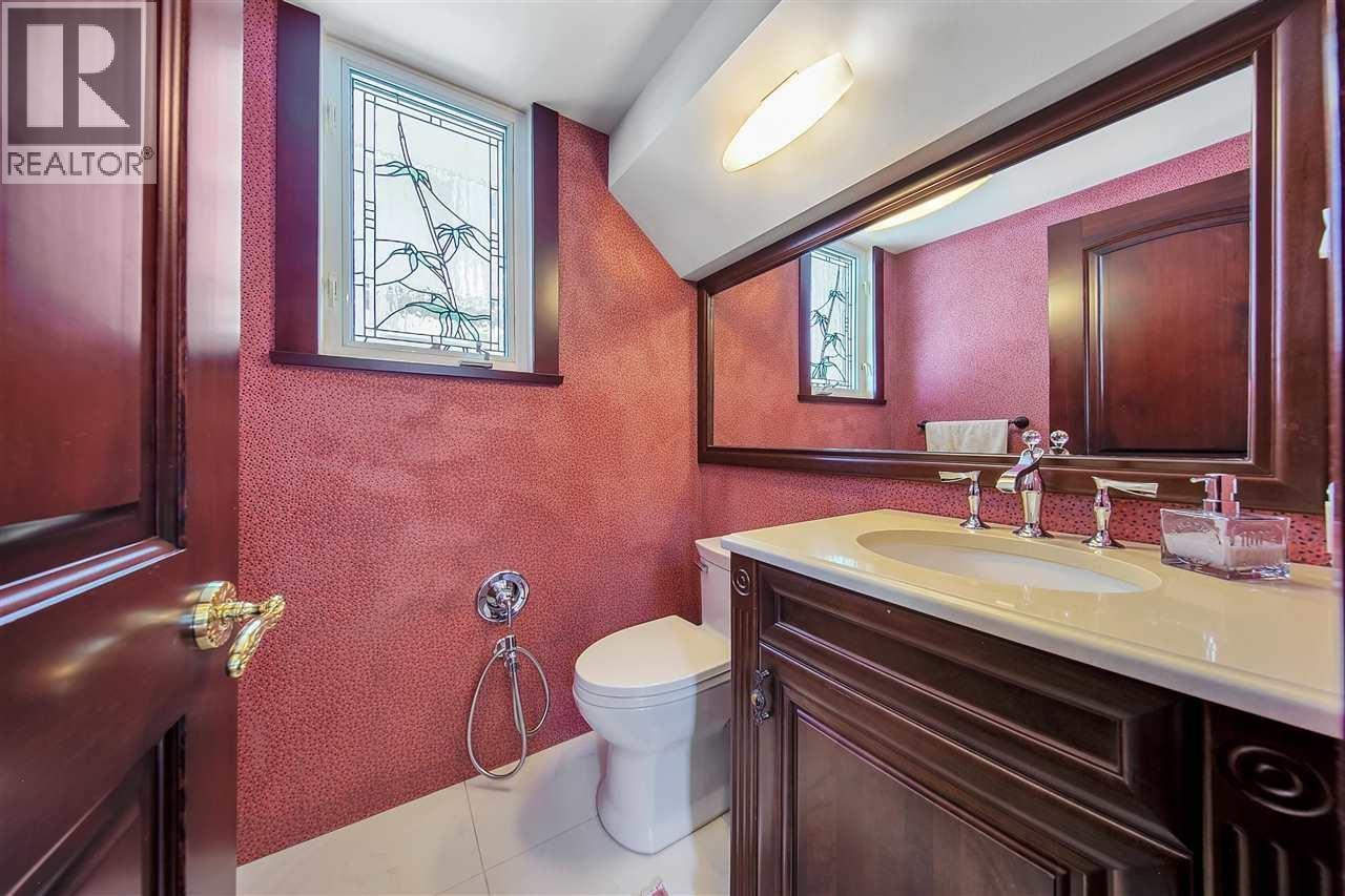 2273 MATHERS AVENUE, West Vancouver