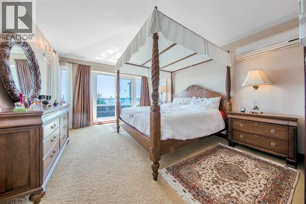 2273 MATHERS AVENUE, West Vancouver