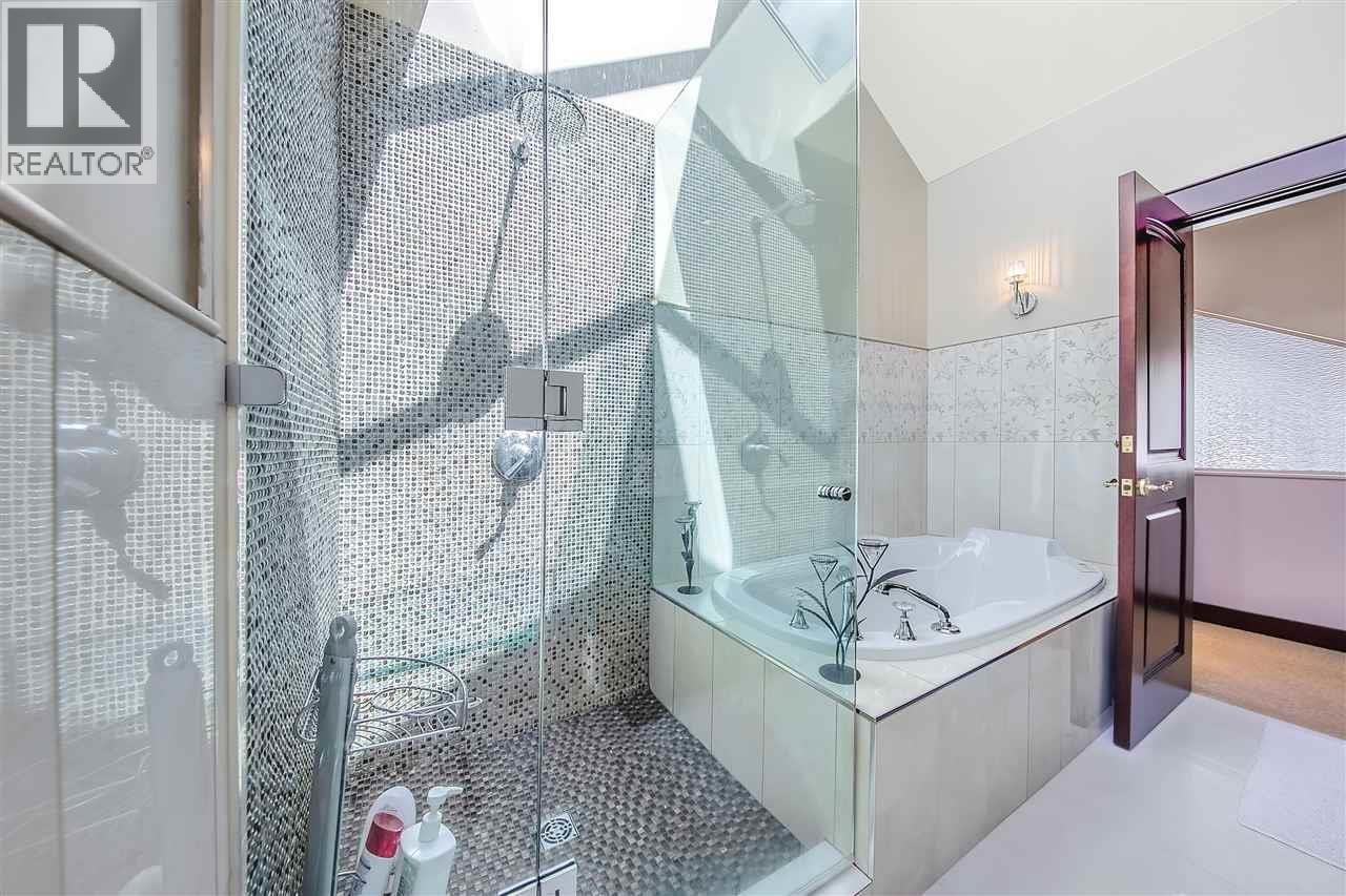 2273 MATHERS AVENUE, West Vancouver