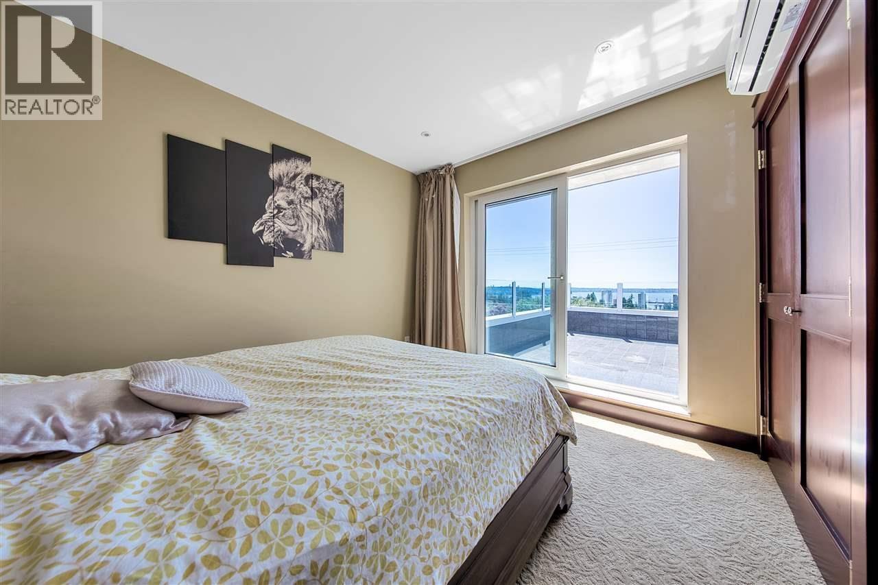 2273 MATHERS AVENUE, West Vancouver