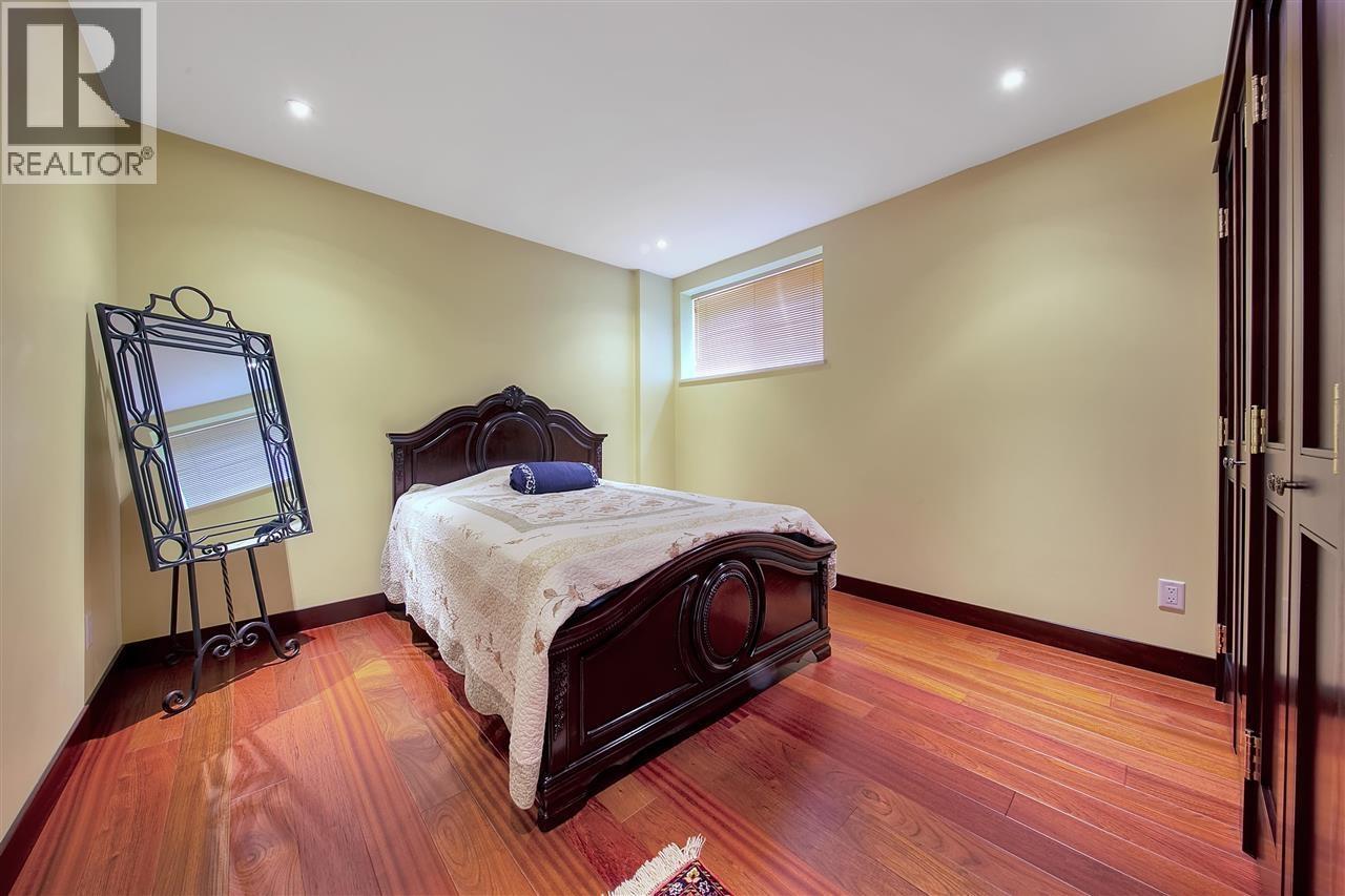 2273 MATHERS AVENUE, West Vancouver