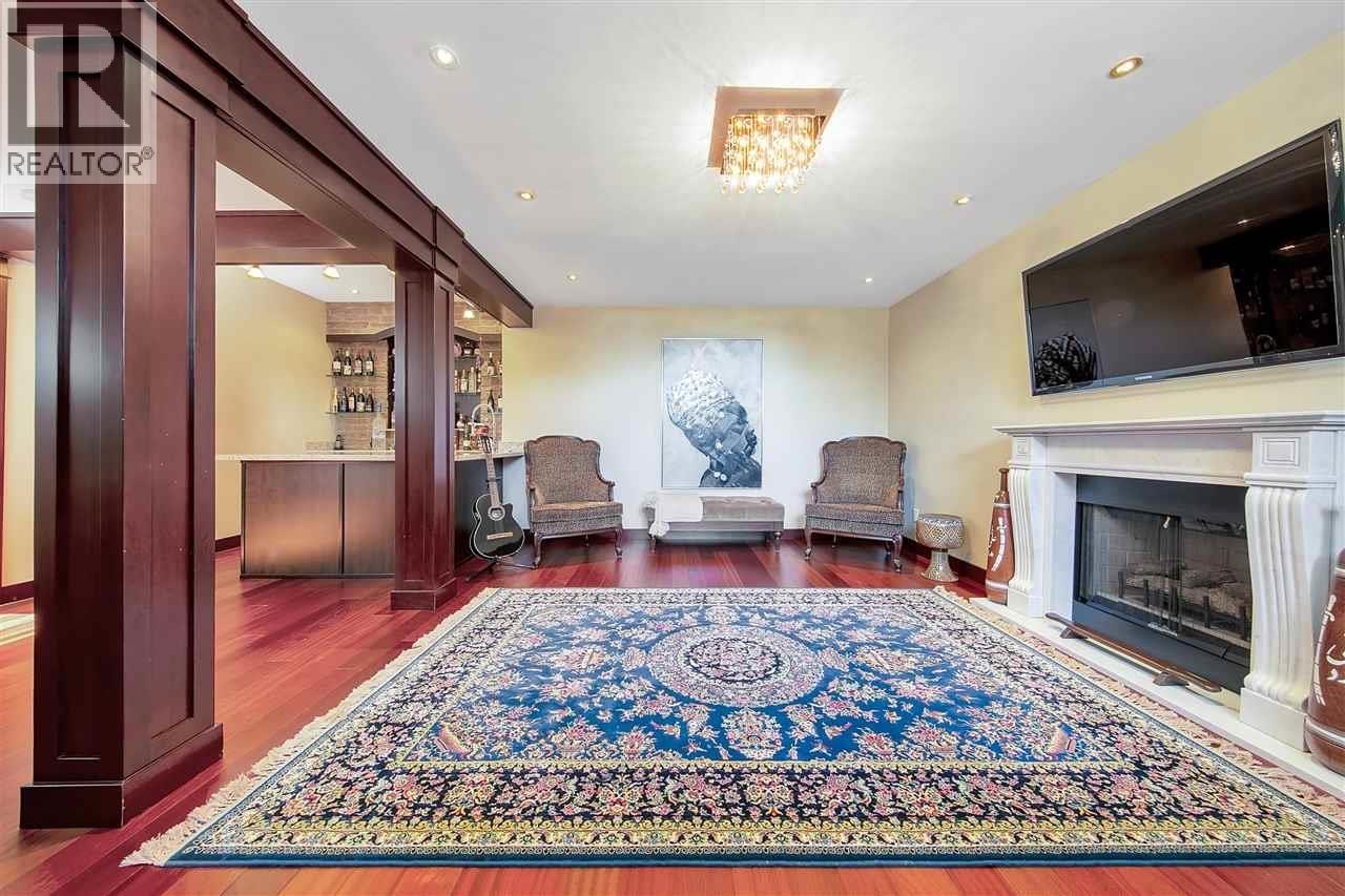 2273 MATHERS AVENUE, West Vancouver