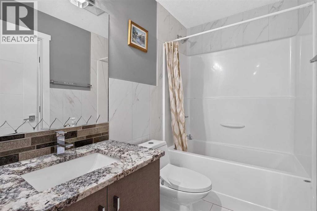 120 Castlegrove Road NE - 27