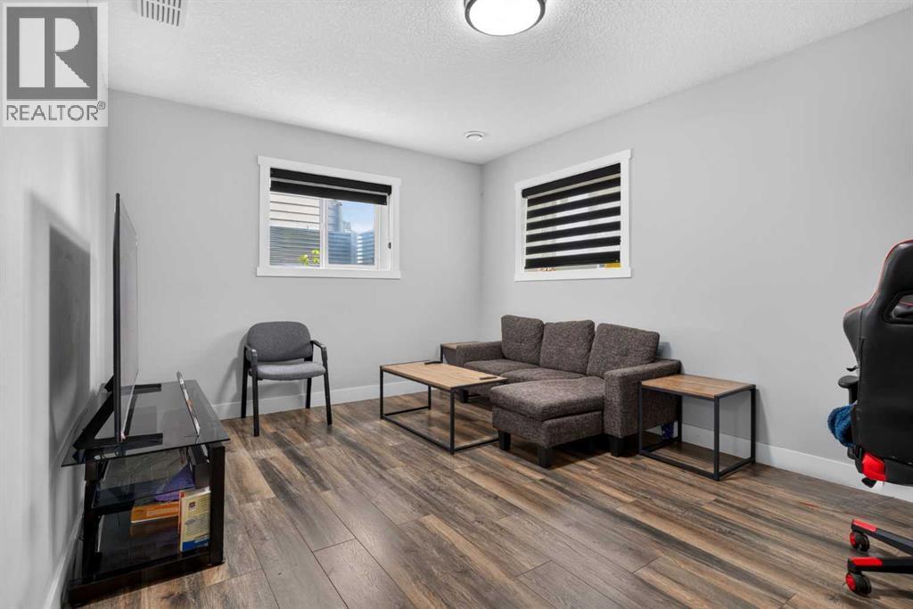 120 Castlegrove Road NE - 40