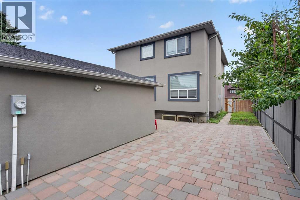 120 Castlegrove Road NE - 44