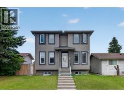 120 Castlegrove Road NE - photo 1