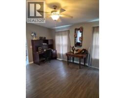 3pc Bathroom - 721023 Range Road 113, Beaverlodge, AB T0H0C0 Photo 9