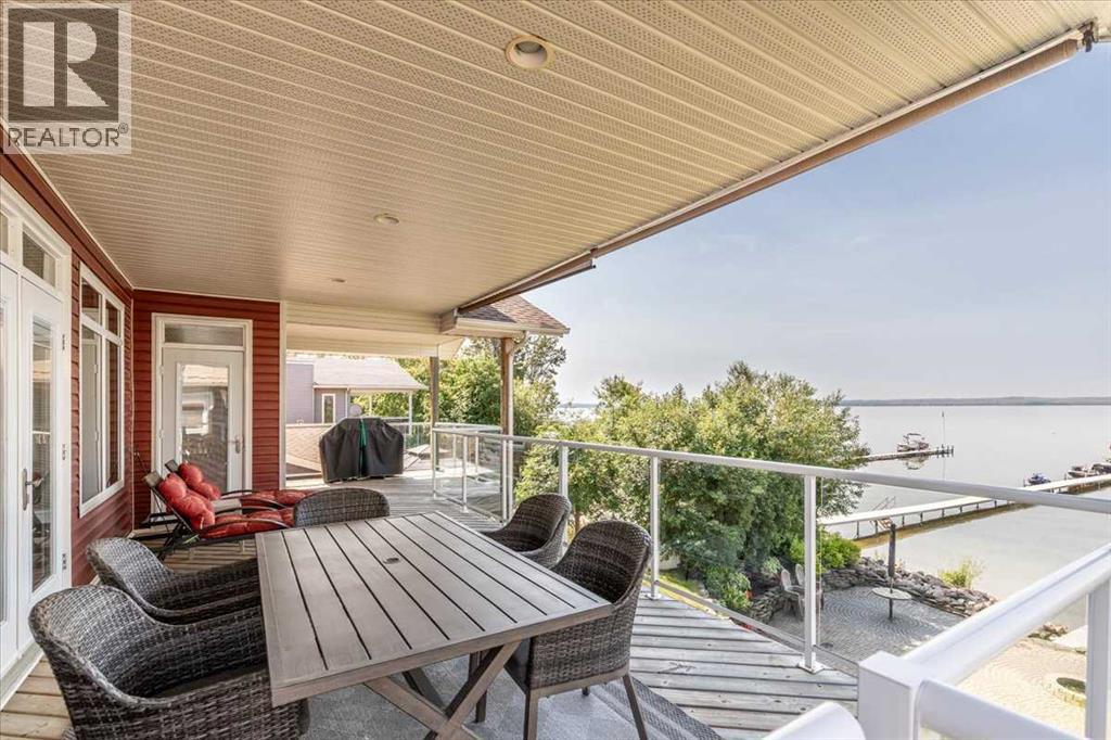 72 Beach Avenue - Image 41
