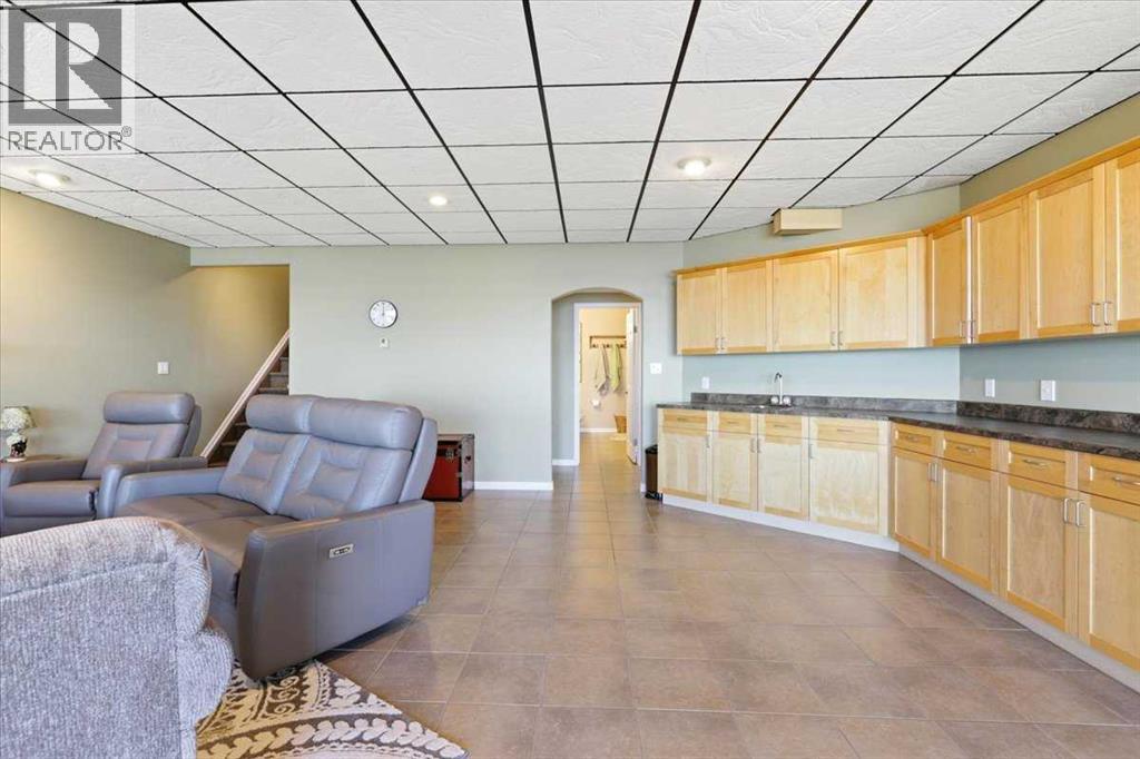 72 Beach Avenue - 26