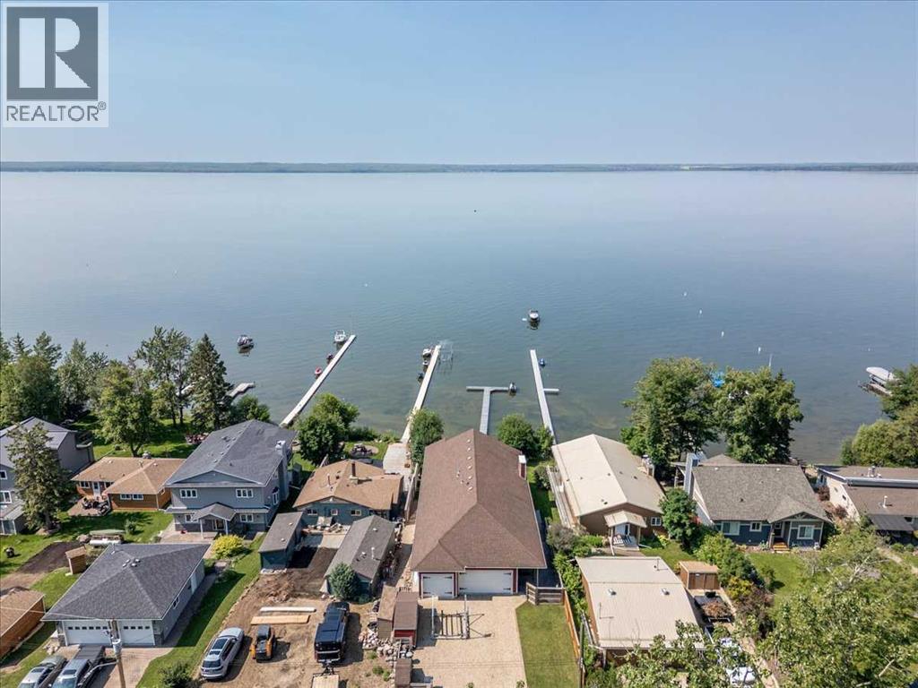 72 Beach Avenue - Image 3