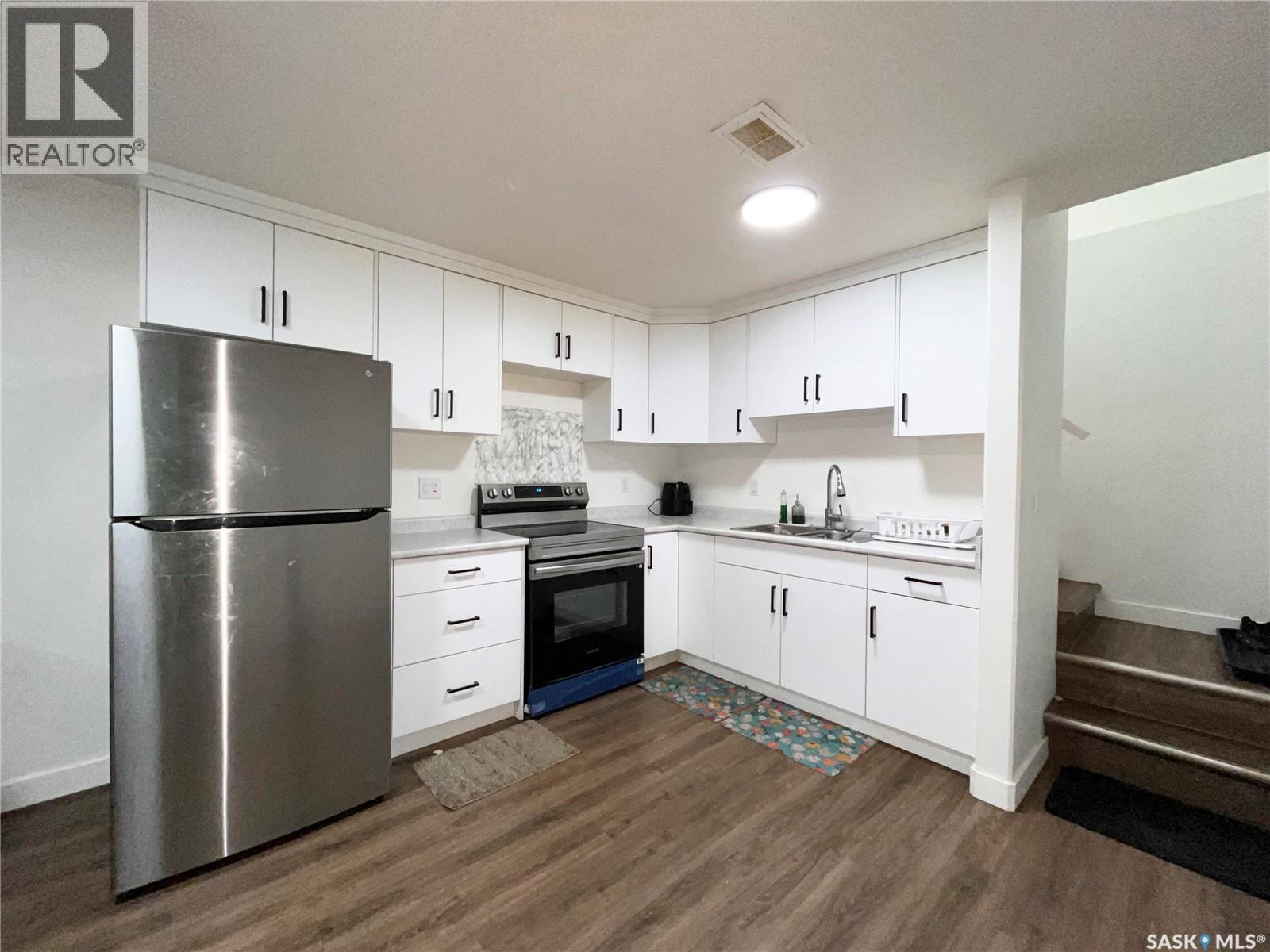 222 Nightingale ROAD - 35