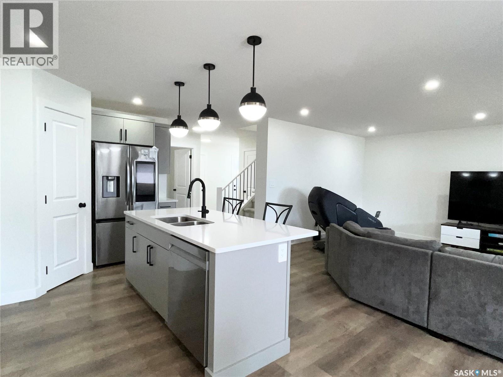 222 Nightingale ROAD - 7