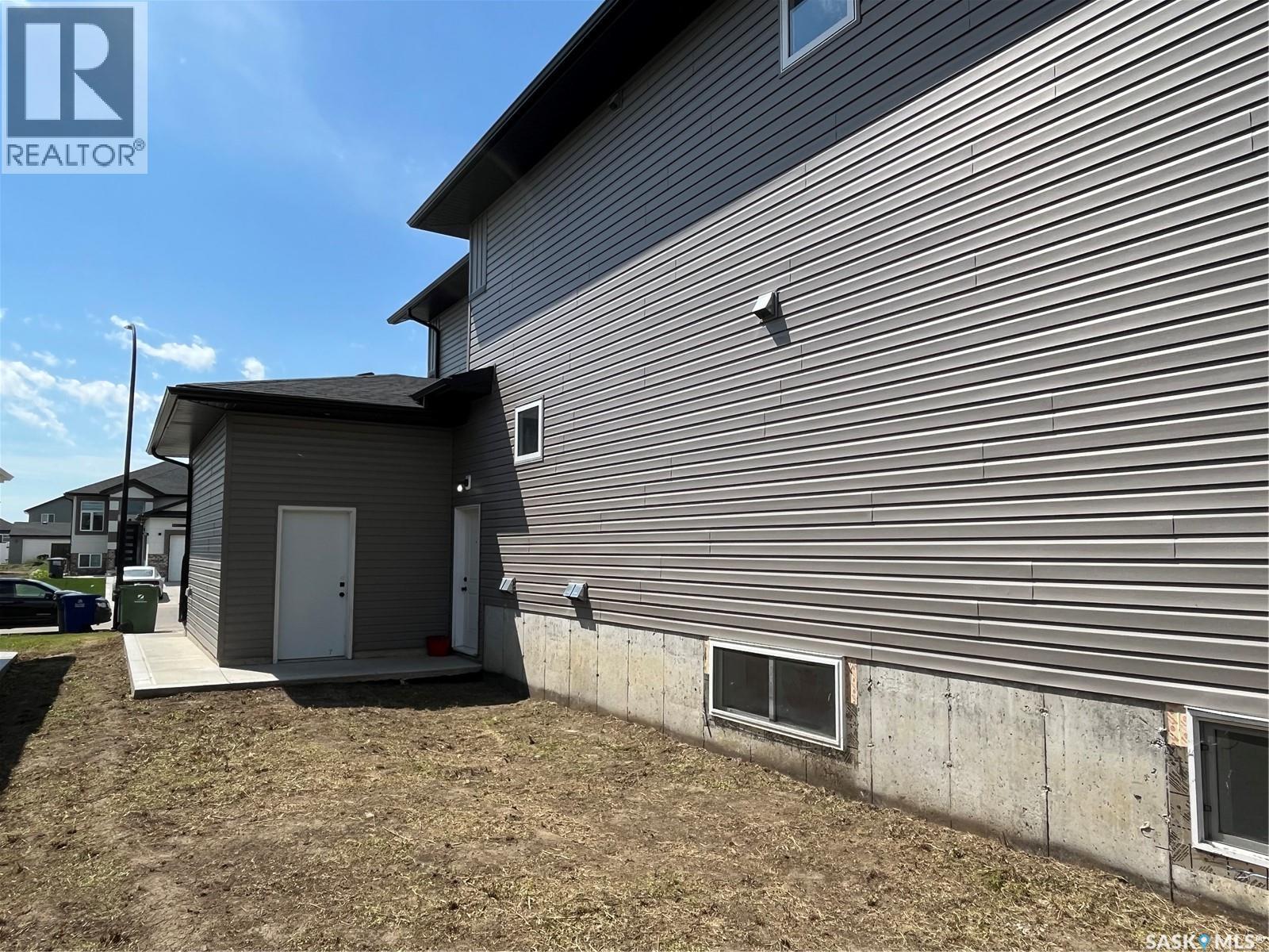 222 Nightingale ROAD - 30