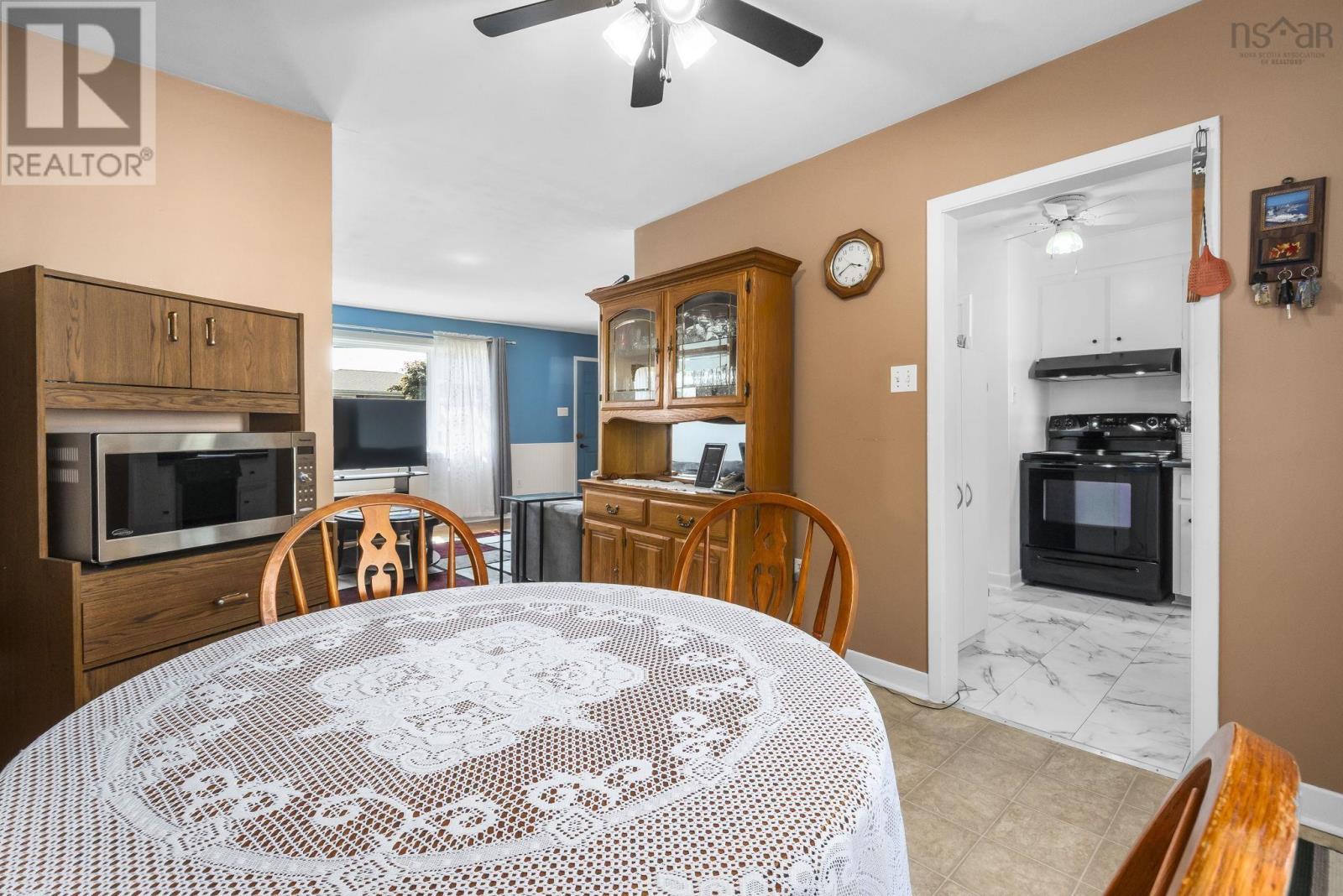 45B Kennedy Drive - 14