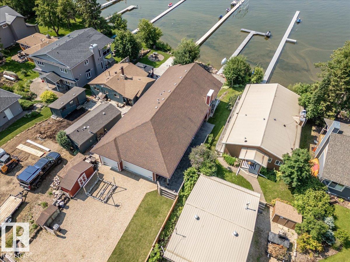 72 Beach Ave - 64