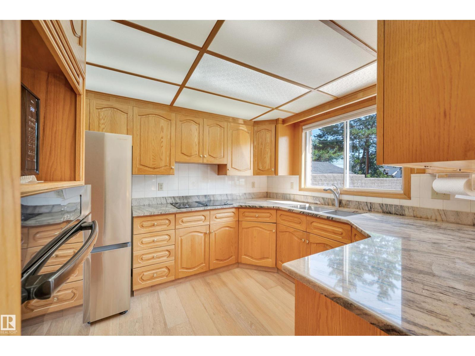 10155 74 ST NW - 12