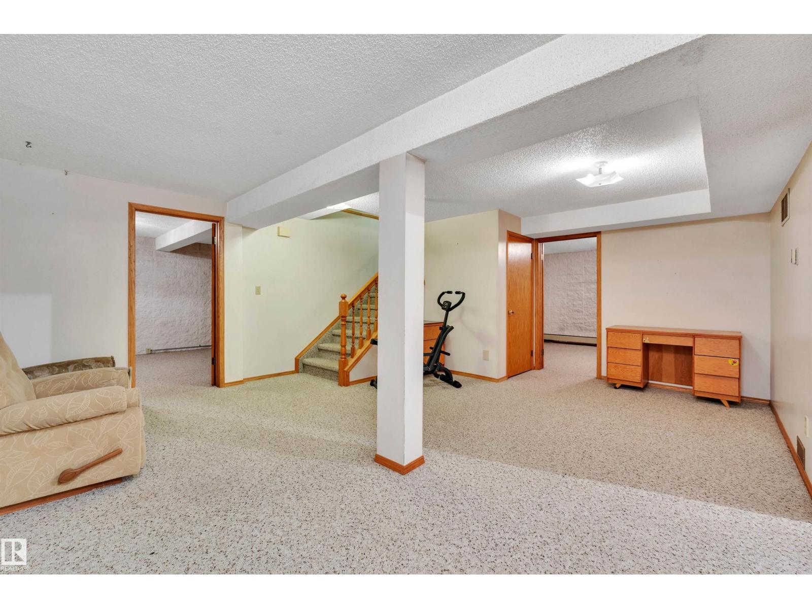 10155 74 ST NW - 39
