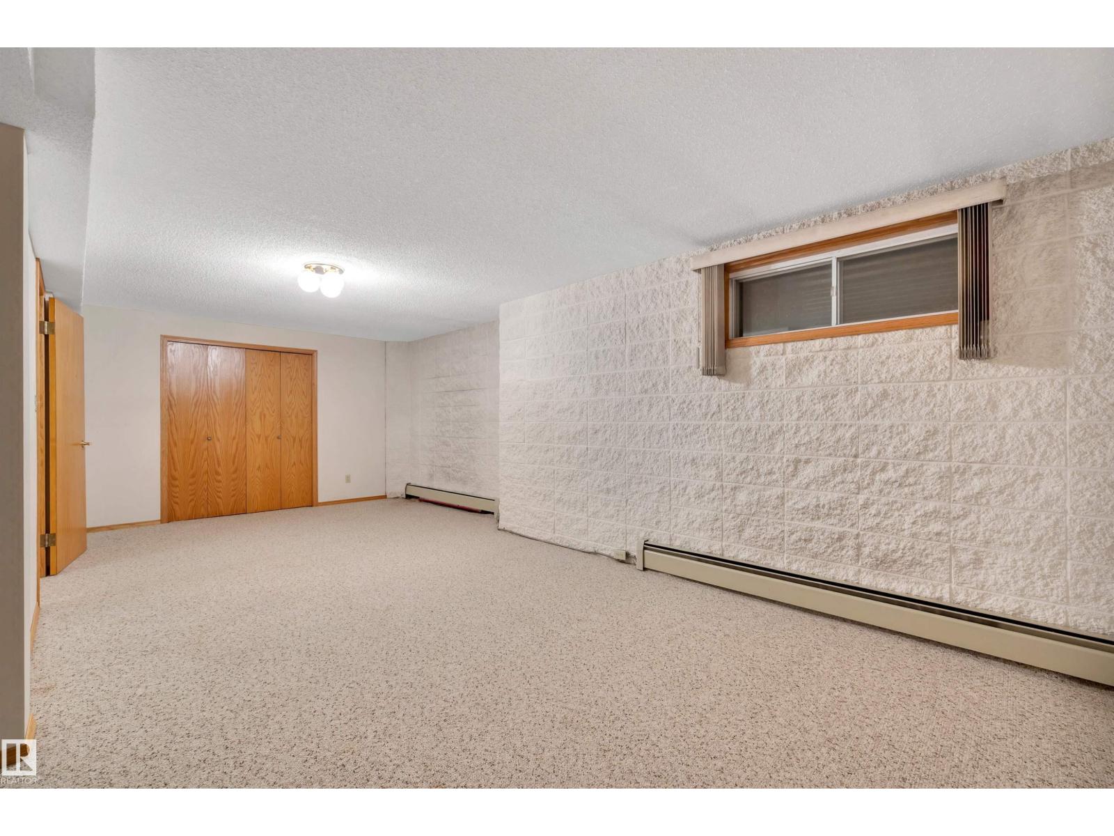 10155 74 ST NW - 43
