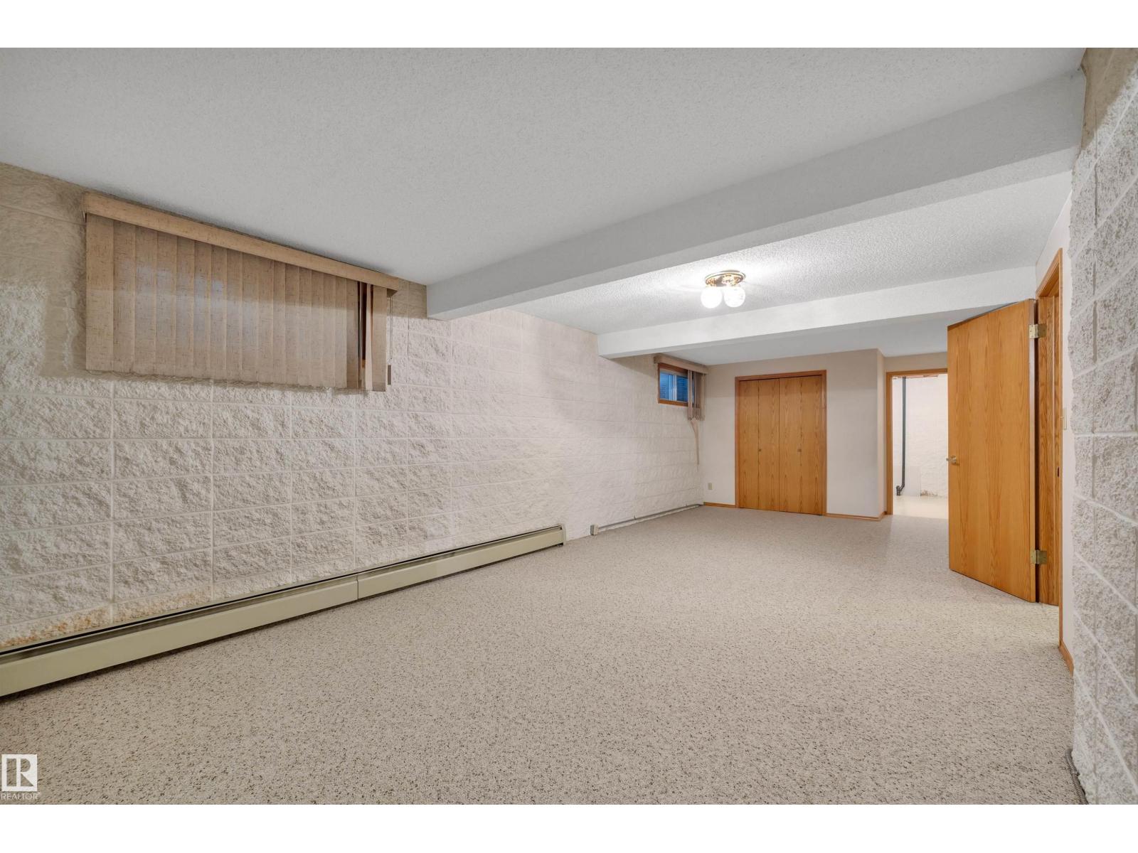 10155 74 ST NW - 45