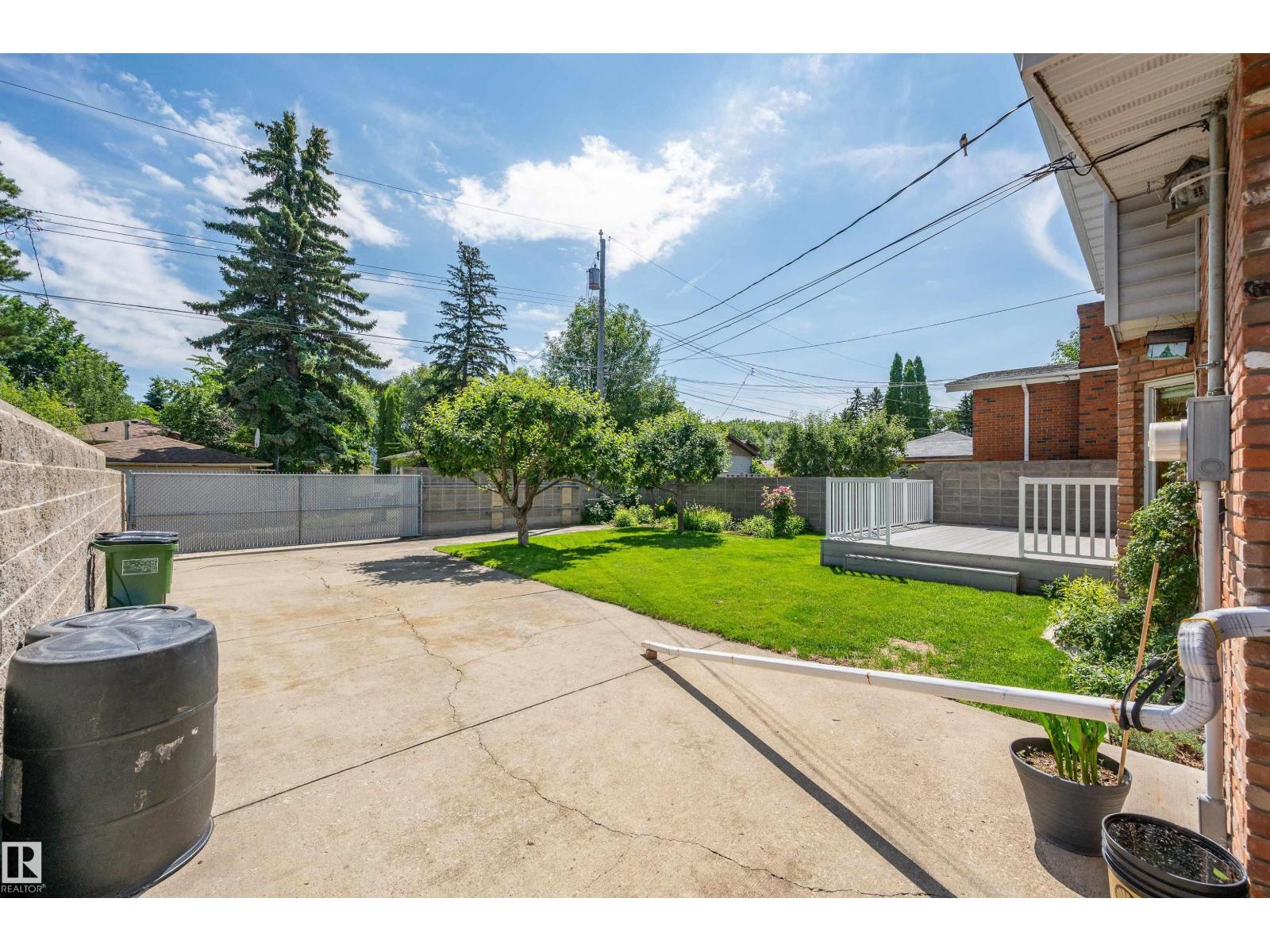 10155 74 ST NW - 51