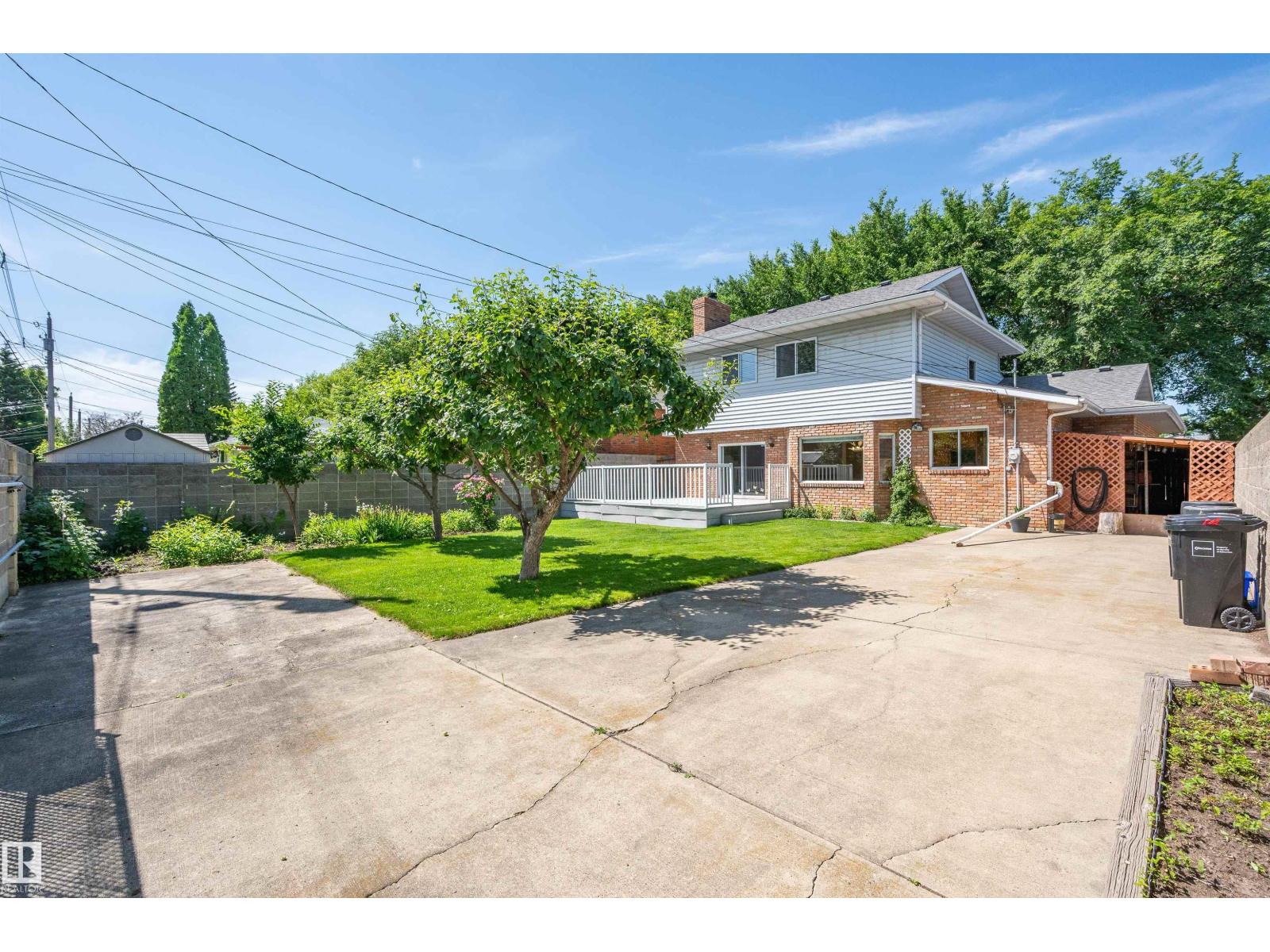 10155 74 ST NW - 52