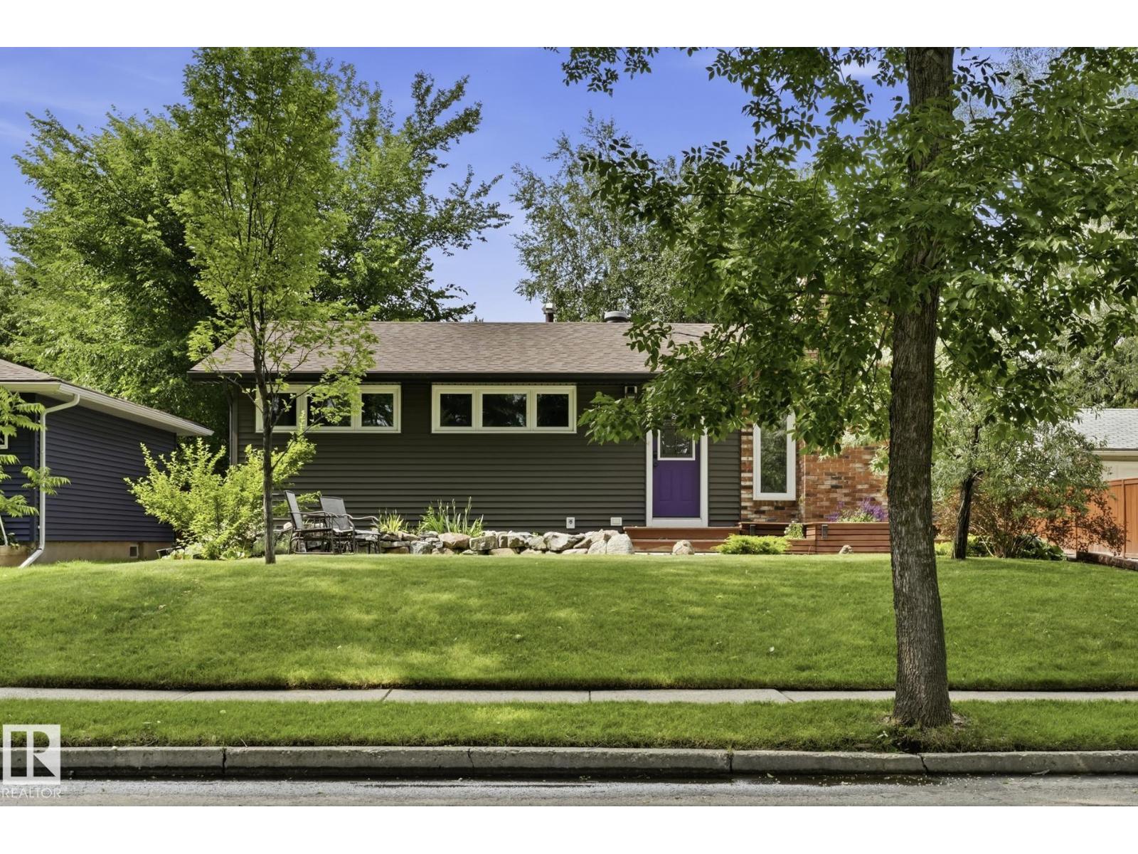 28 SUNNYSIDE CR - Image 3