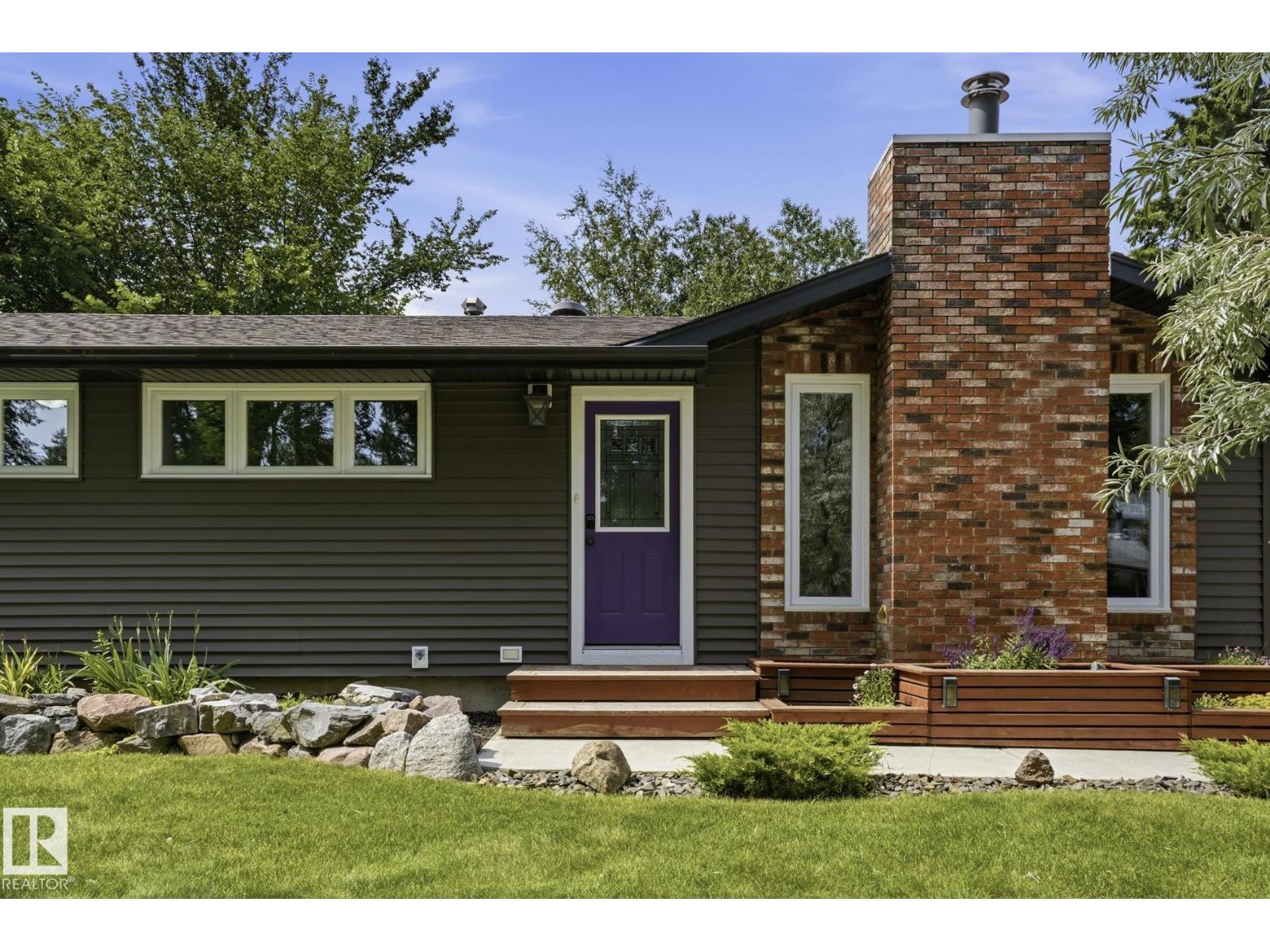 28 SUNNYSIDE CR - 6