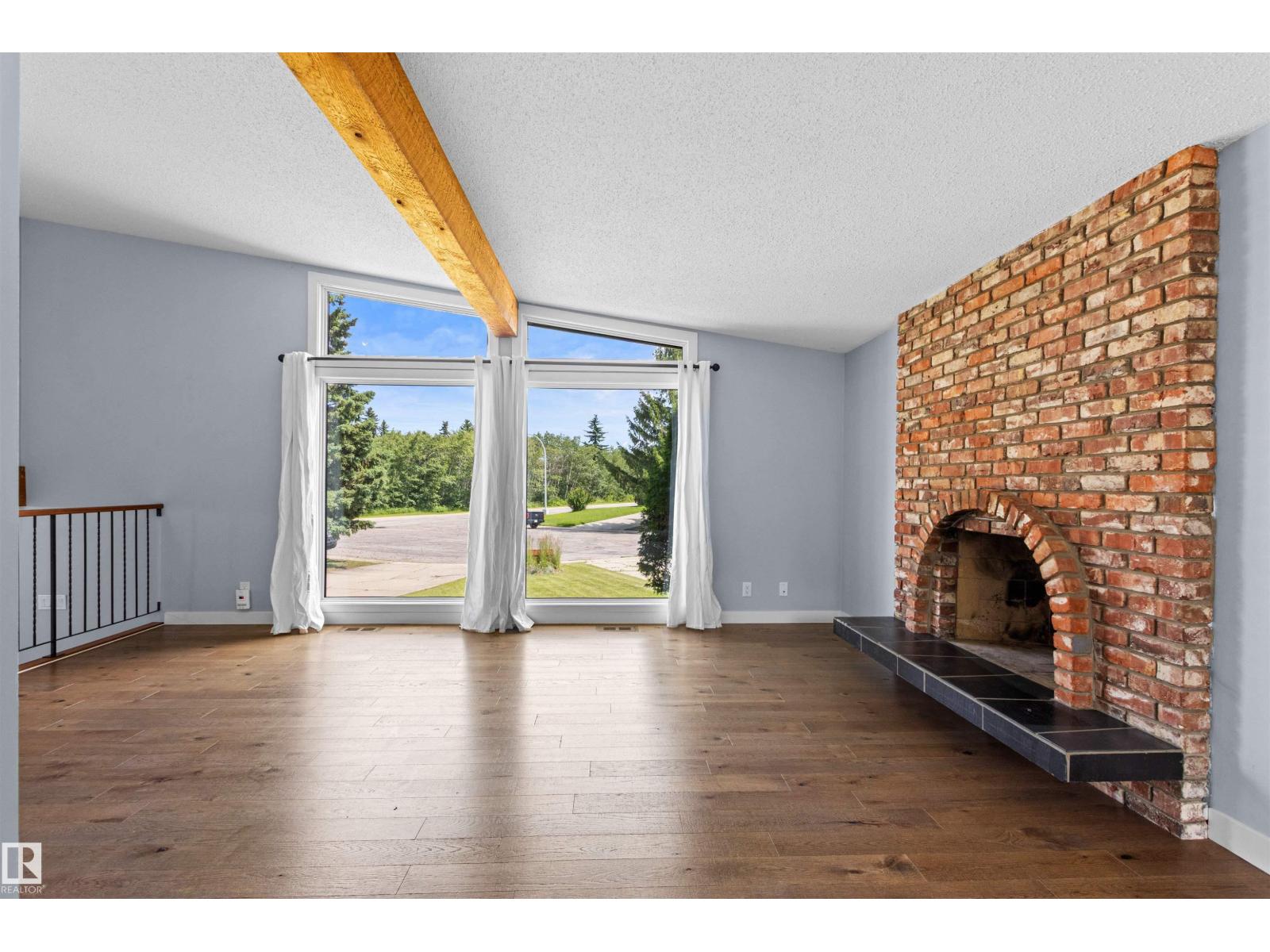 11427 35 AV NW - 11