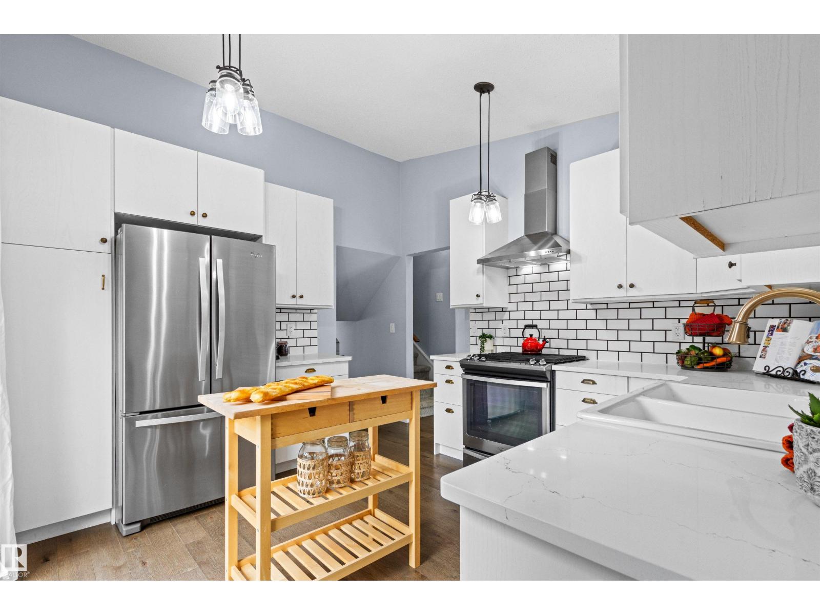 11427 35 AV NW - 16