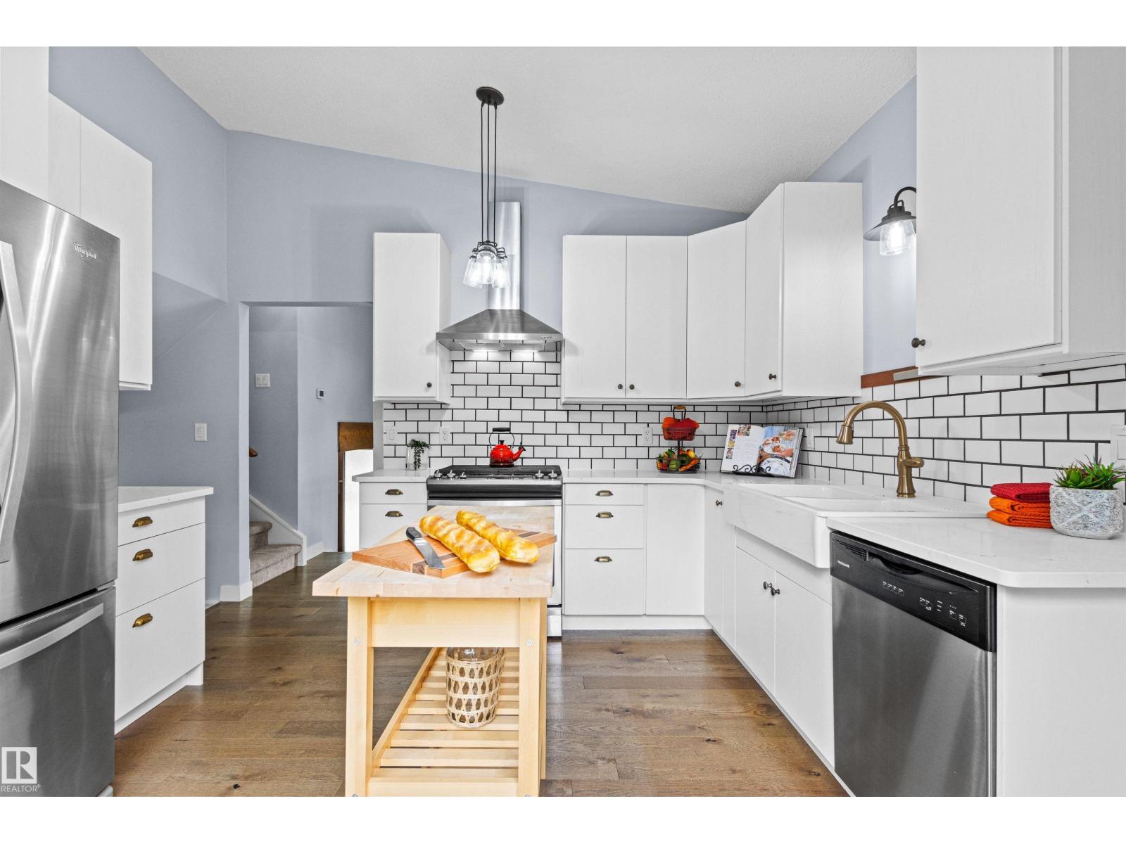 11427 35 AV NW - 17