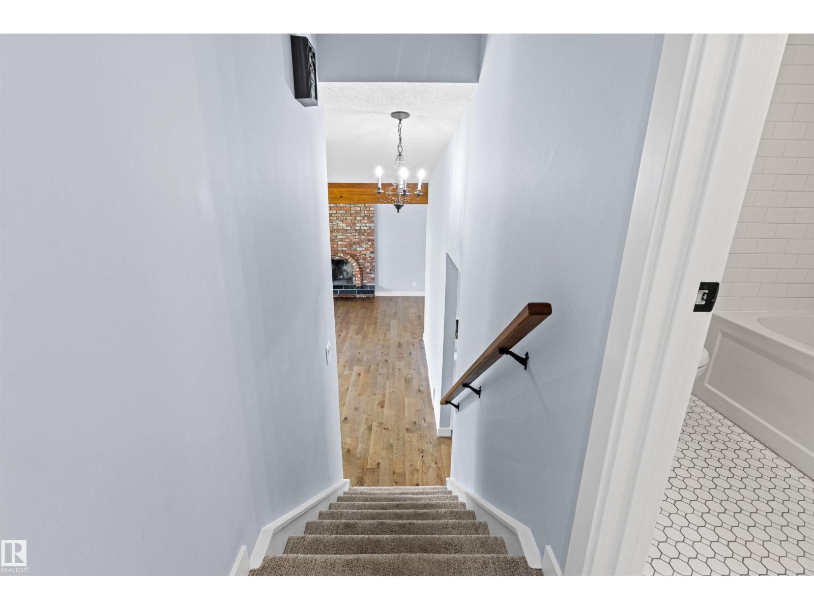 11427 35 AV NW - 29