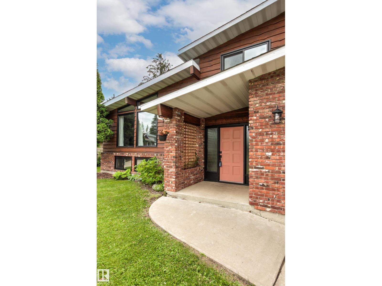 11427 35 AV NW - 3