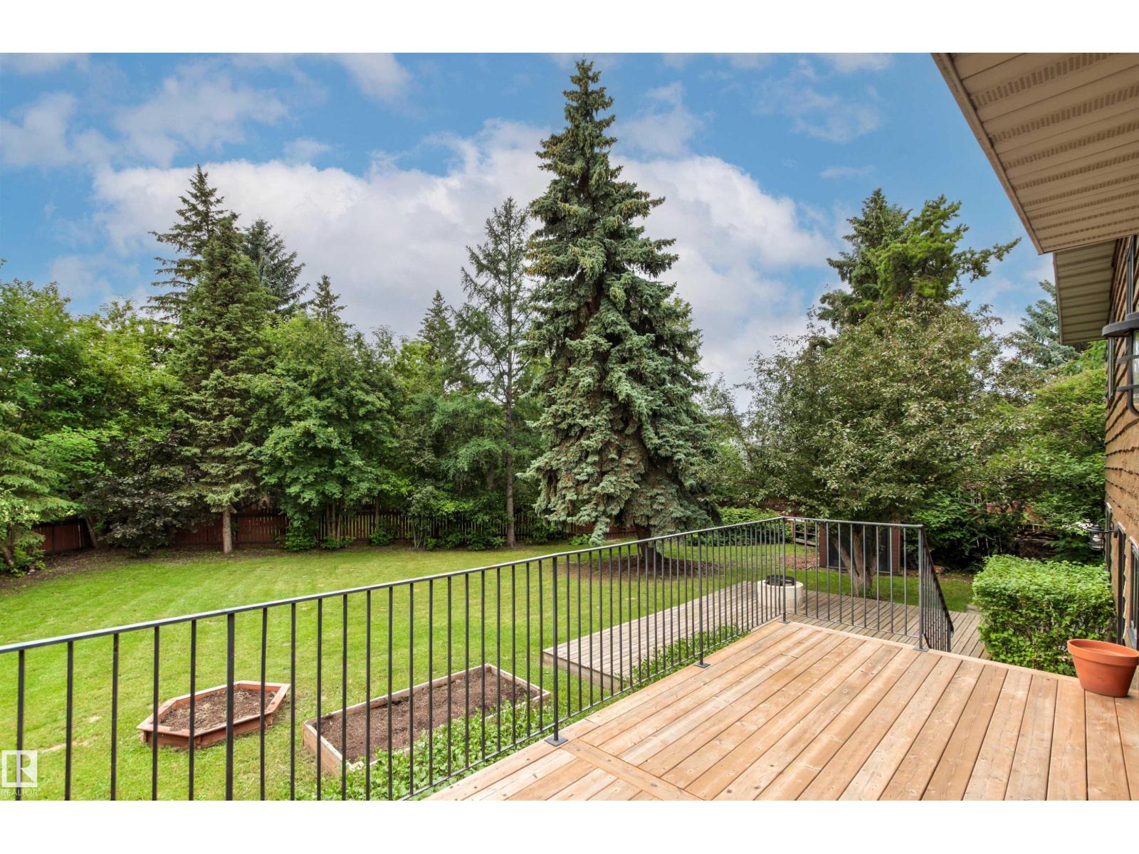 11427 35 AV NW - 63