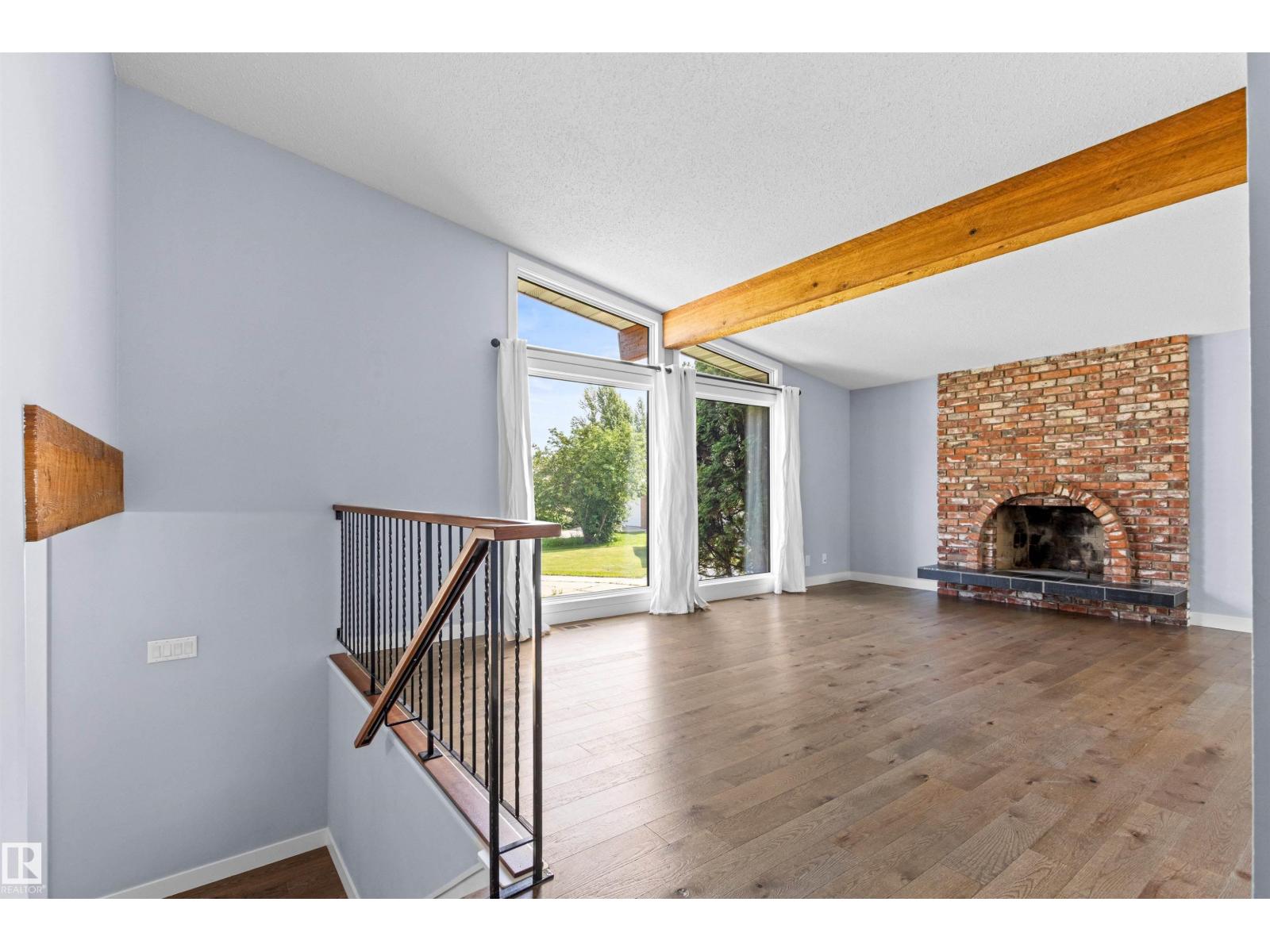 11427 35 AV NW - 8