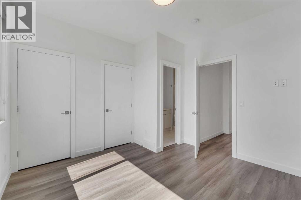 #208 101 Panatella Square NW - 19