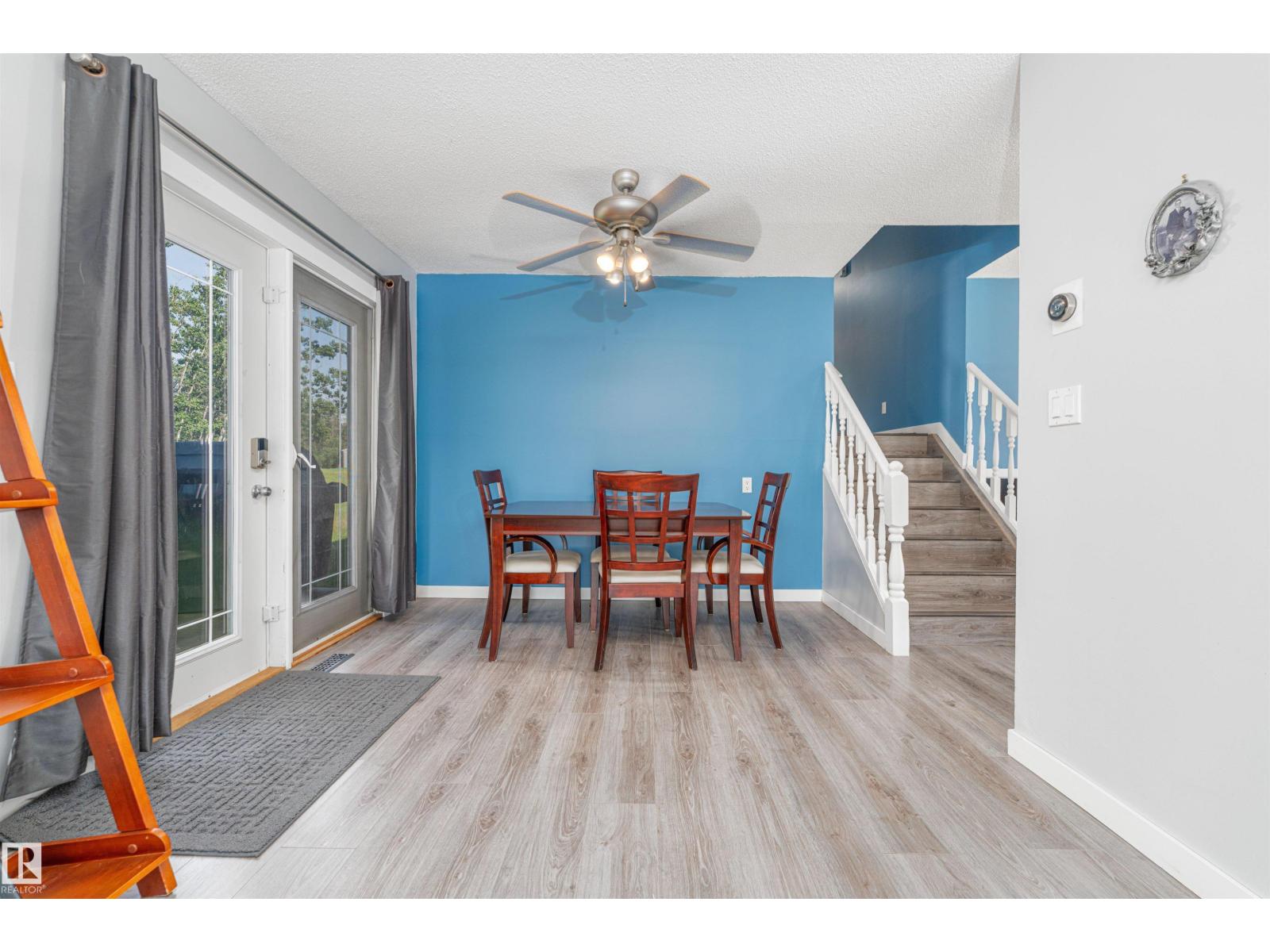 #38 57108 RGE ROAD 220 - 25