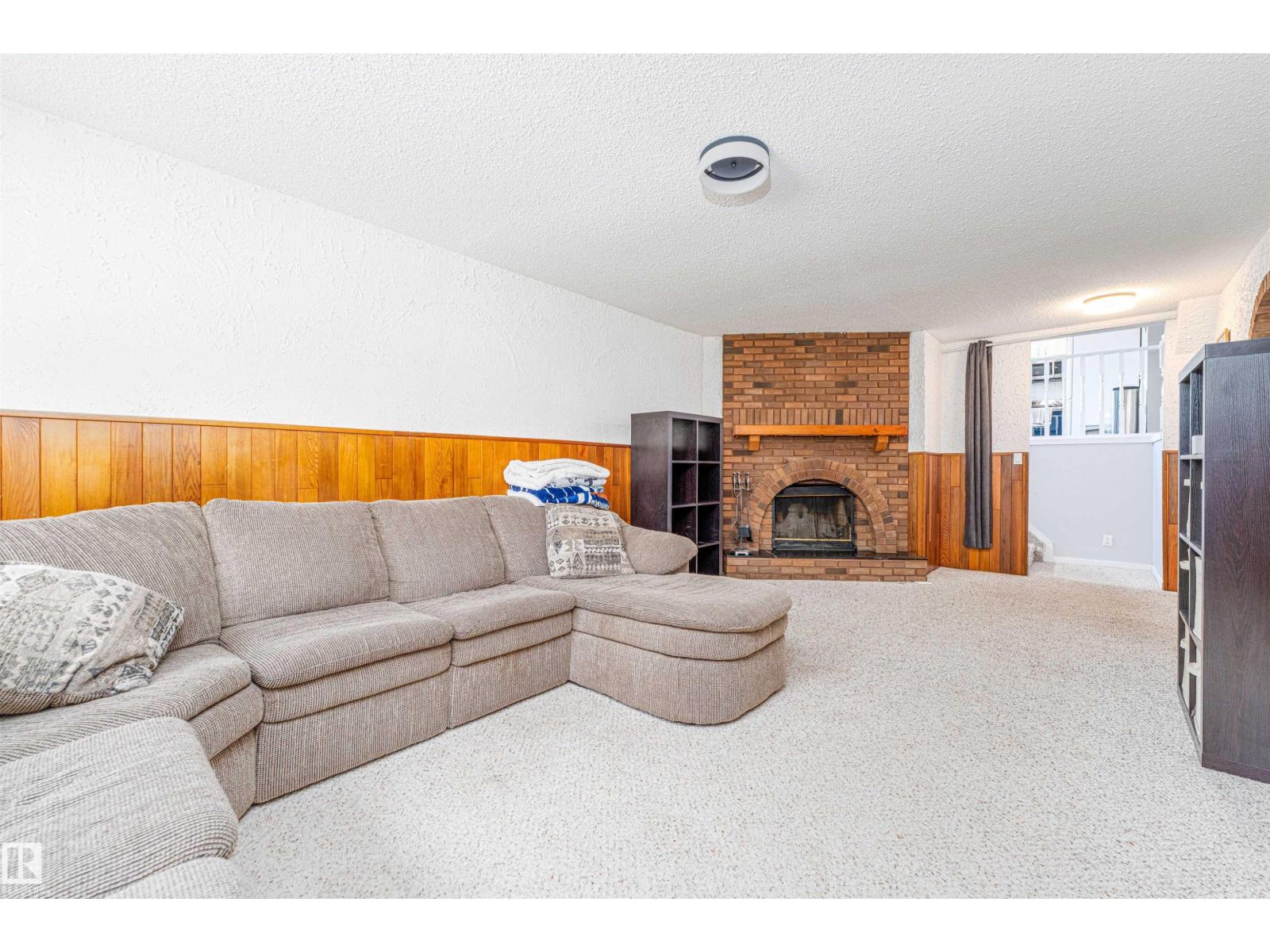 #38 57108 RGE ROAD 220 - 46