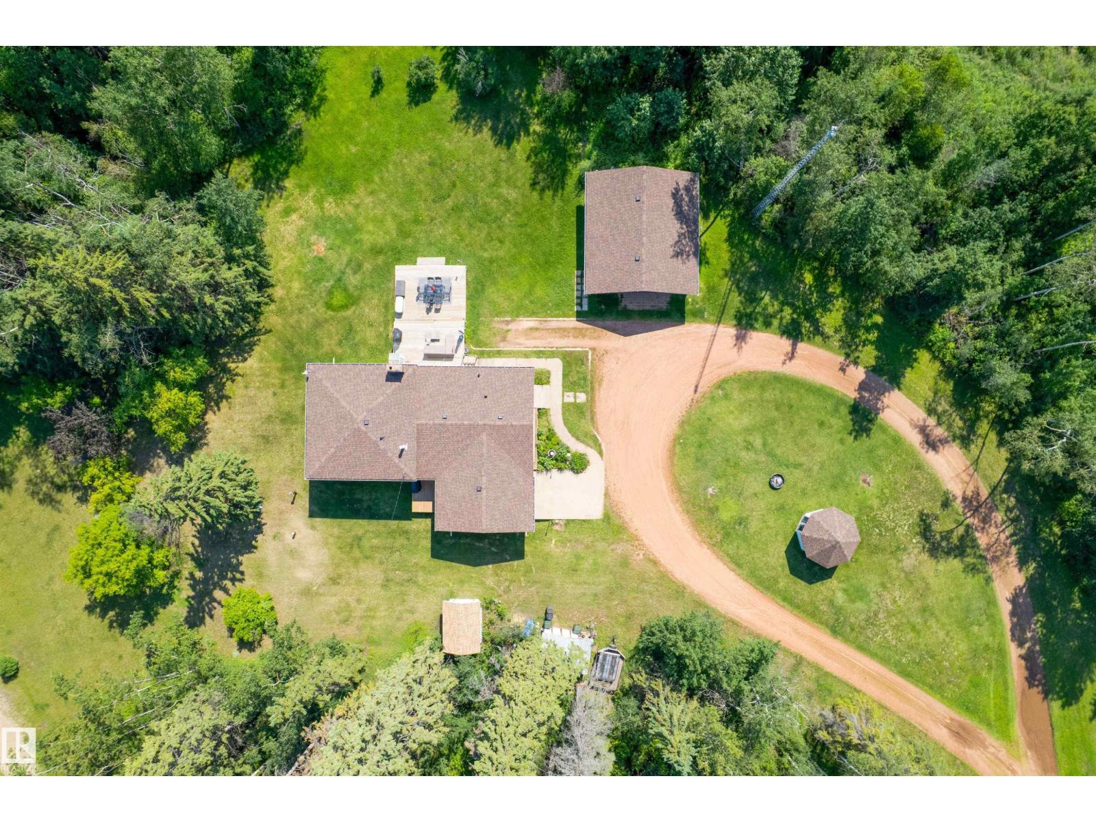 #38 57108 RGE ROAD 220 - 60