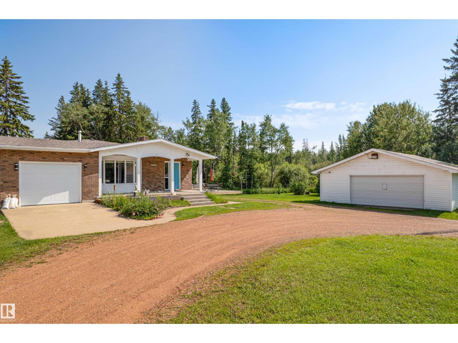 #38 57108 RGE ROAD 220 - 9