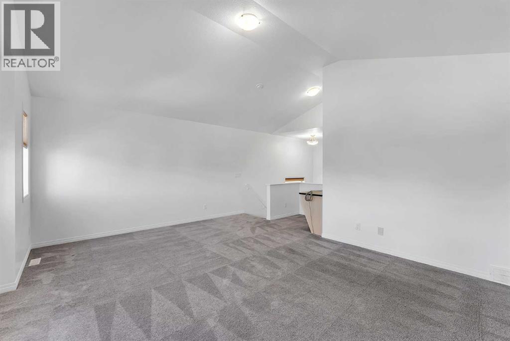 7 Saddlecrest Terrace NE - 21