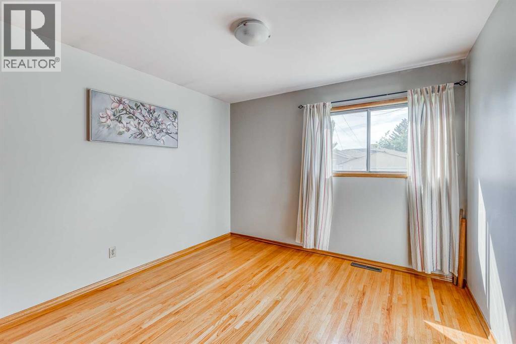 10619 Elbow Drive SW - 15