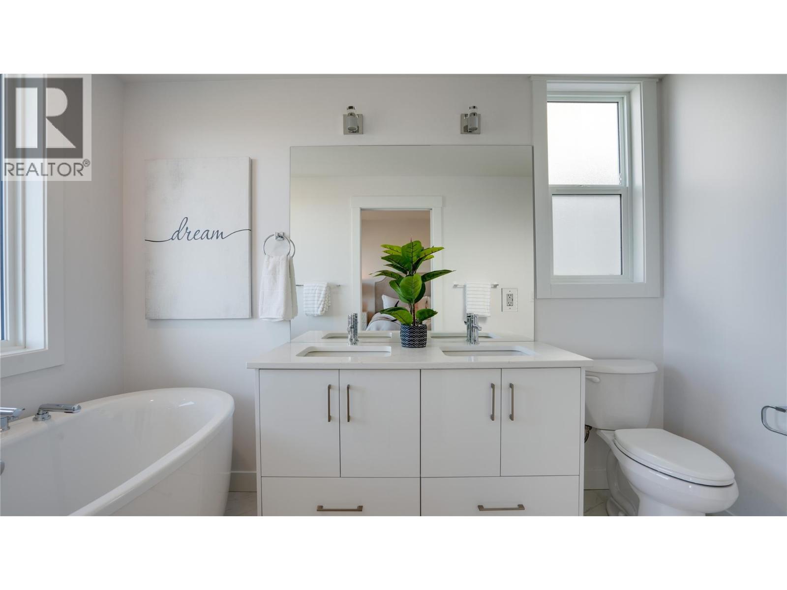 #2 1050 Mt Revelstoke Place - 14