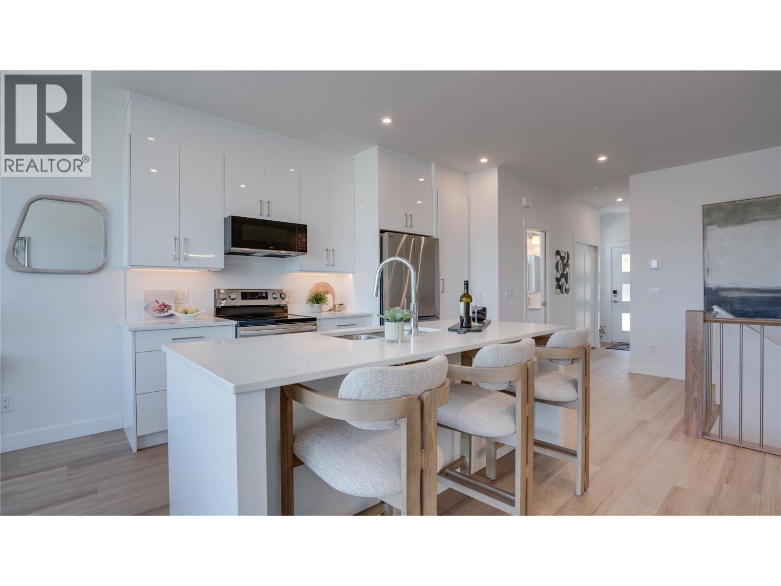 #2 1050 Mt Revelstoke Place - 6
