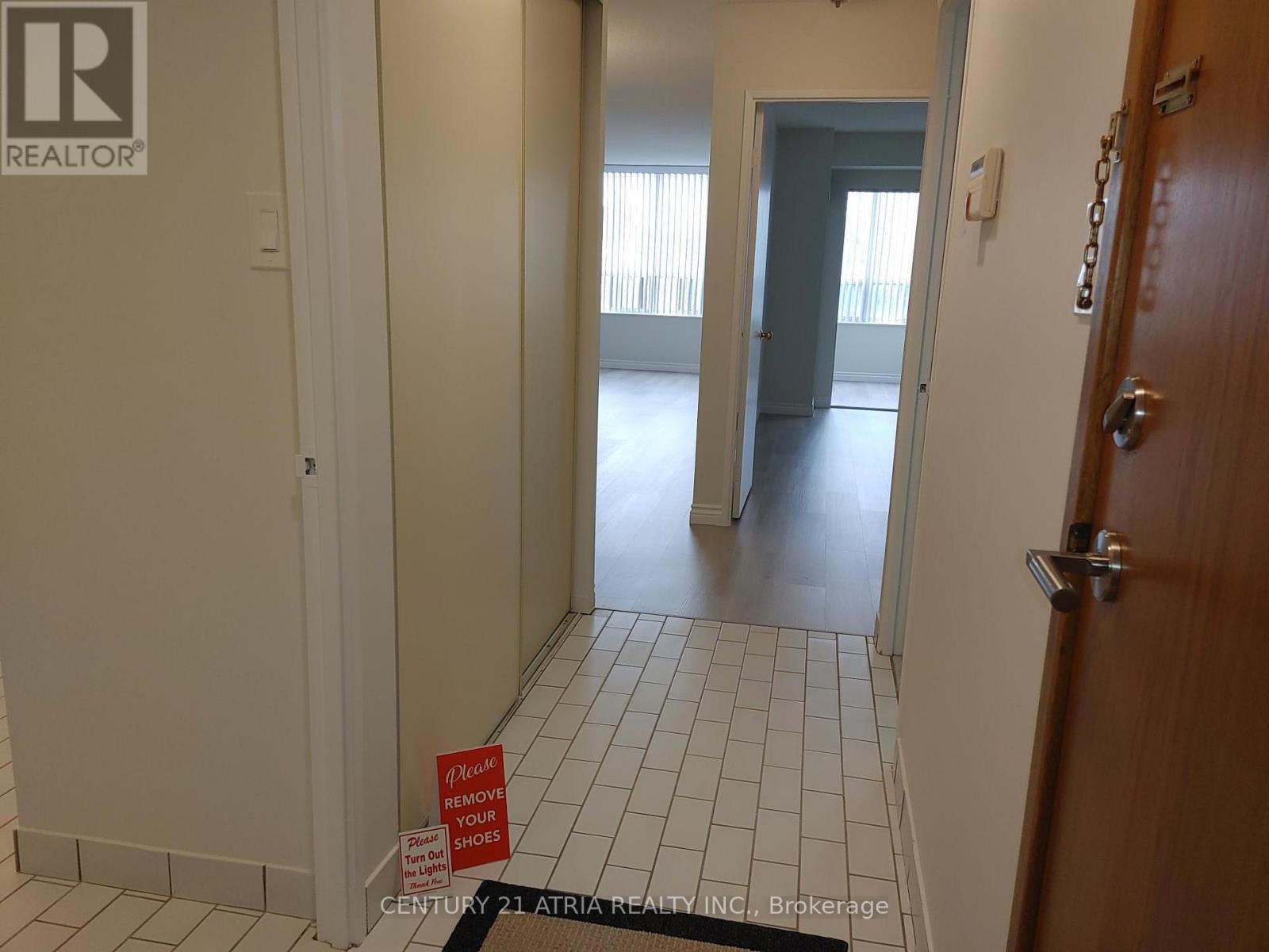 #907 195 WYNFORD DRIVE - 2