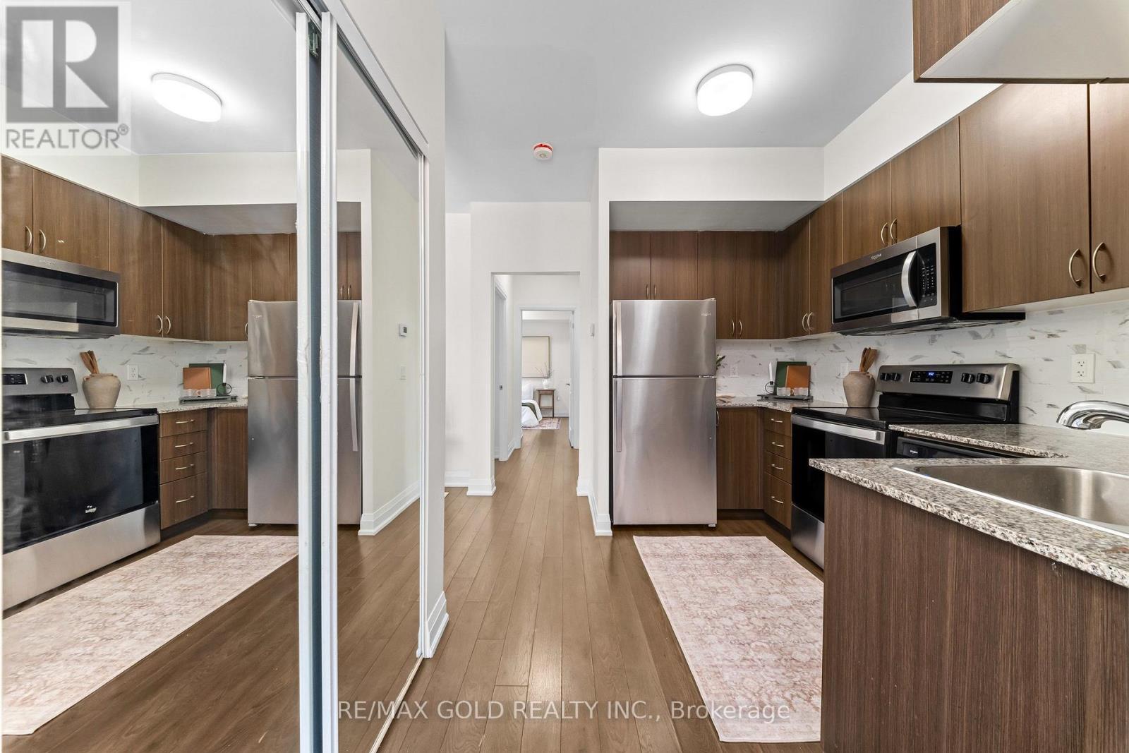 #602 18 COLES AVENUE - 9