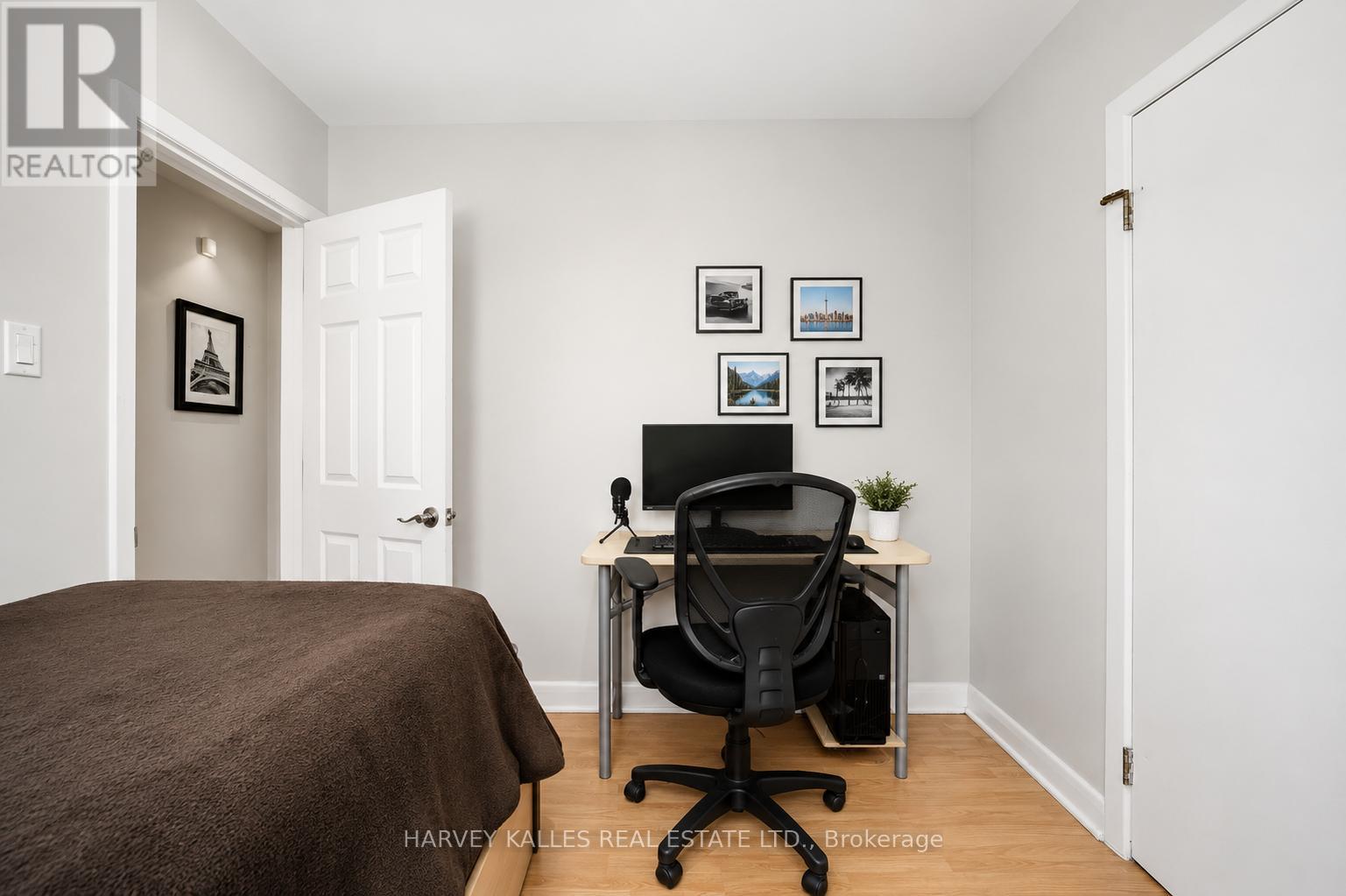 29 GILTSPUR DRIVE - 13