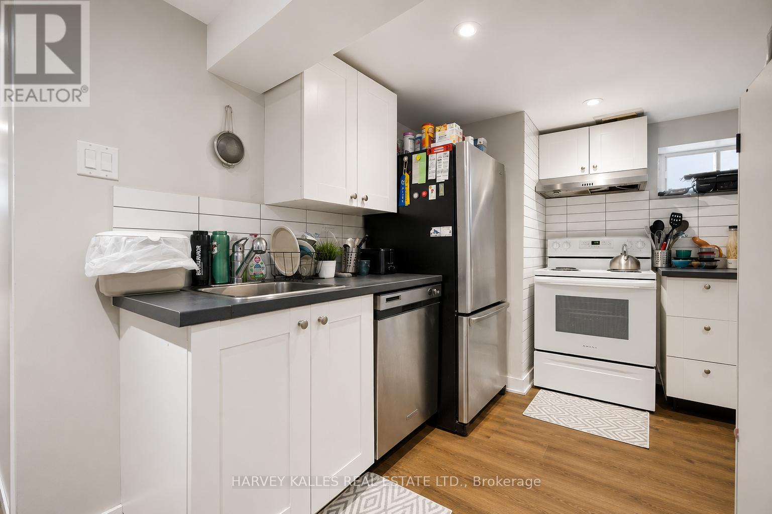 29 GILTSPUR DRIVE - 26