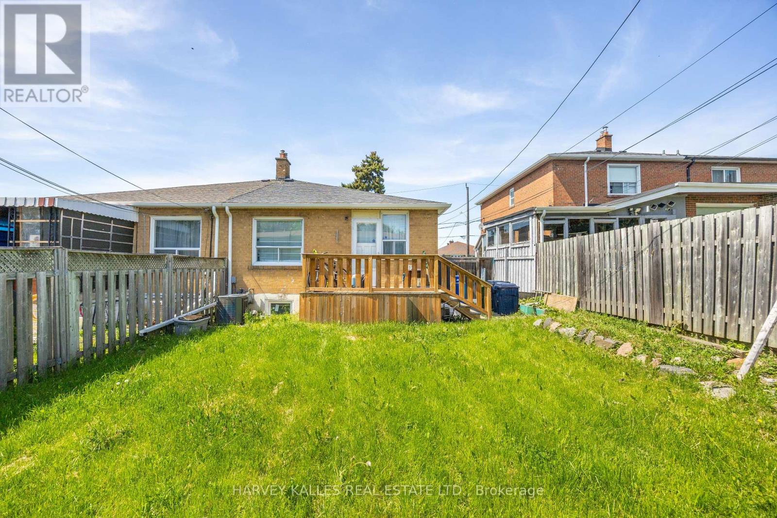 29 GILTSPUR DRIVE - 31
