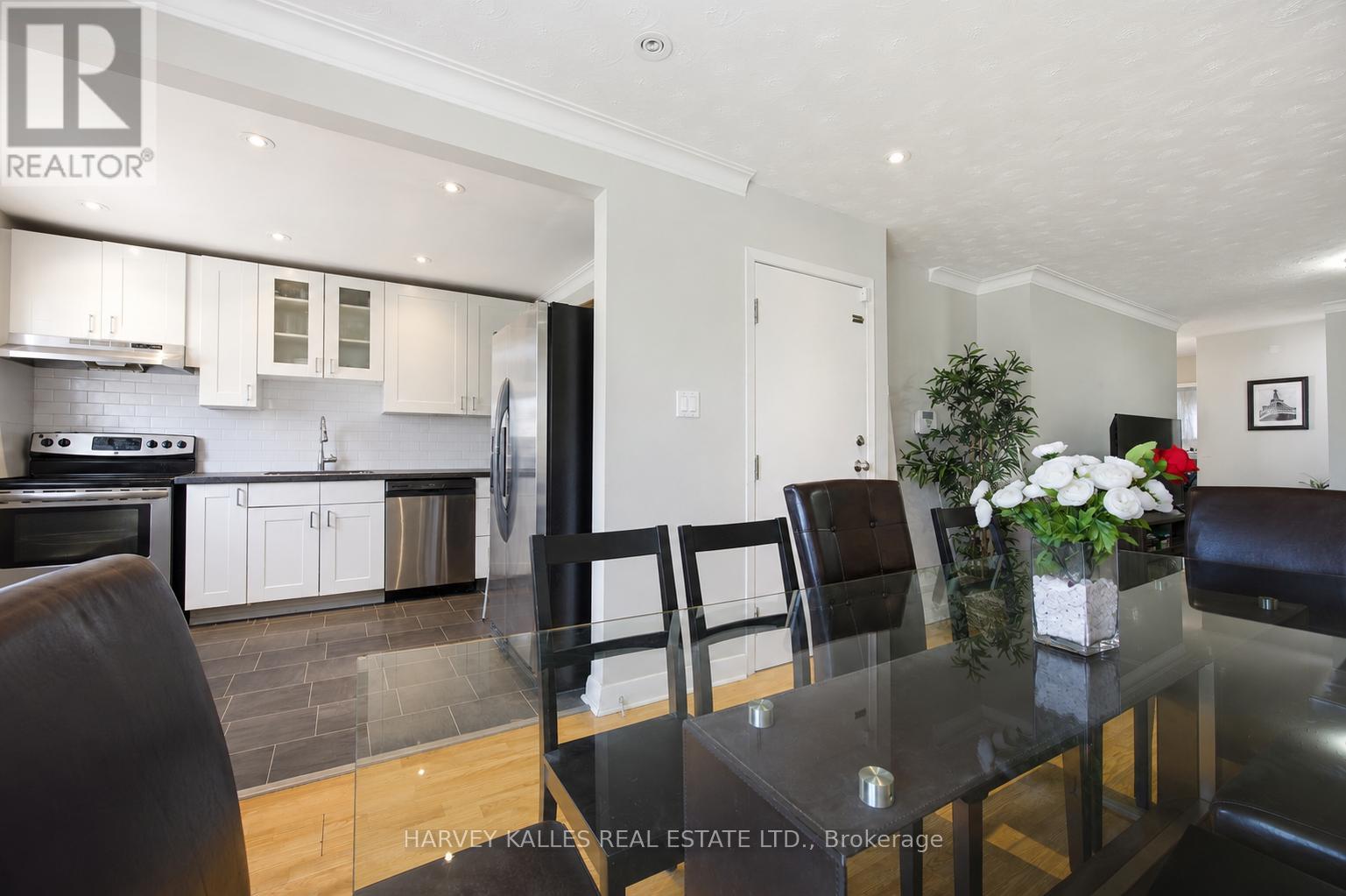 29 GILTSPUR DRIVE - 6