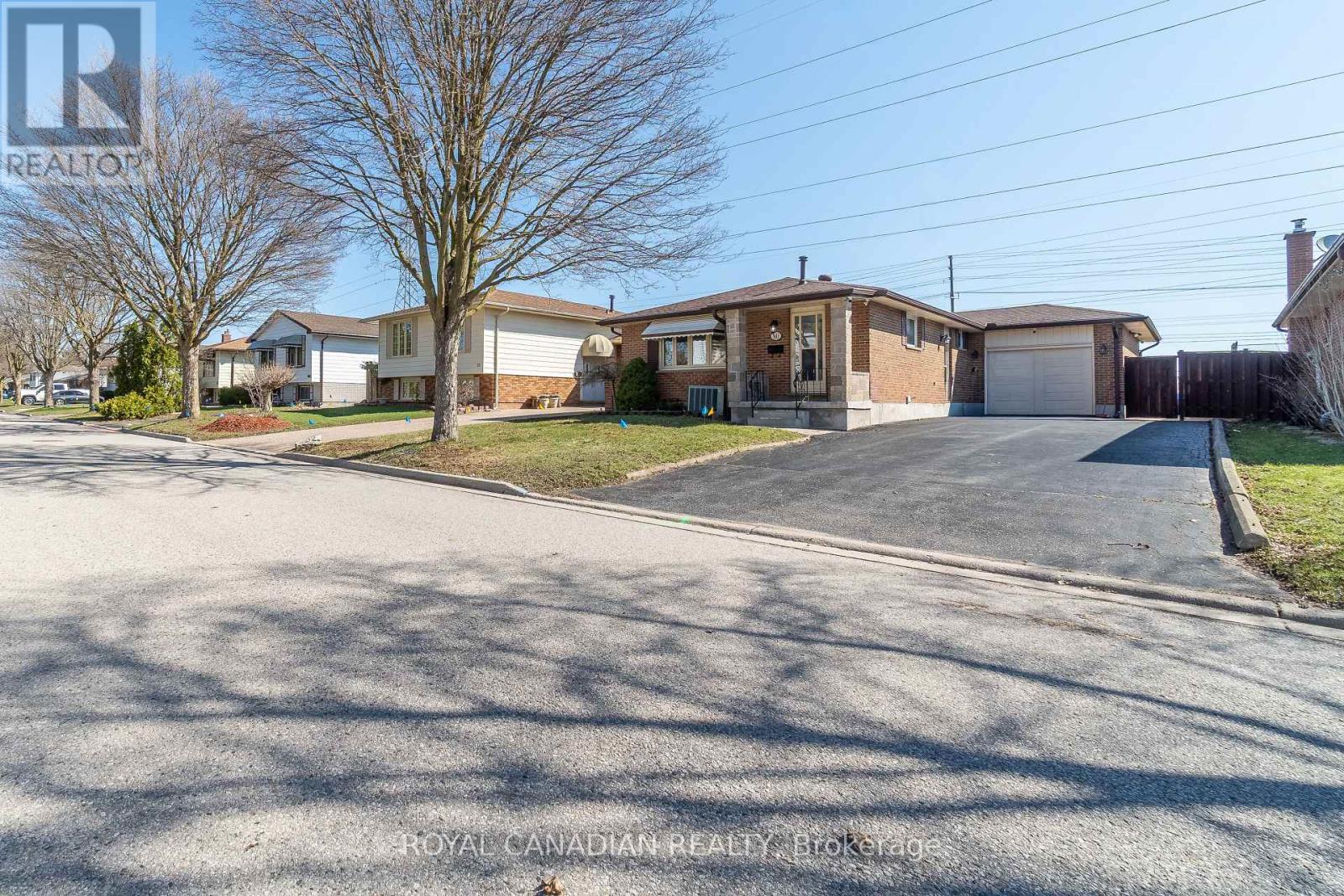 60 LYSANDA AVENUE - 1